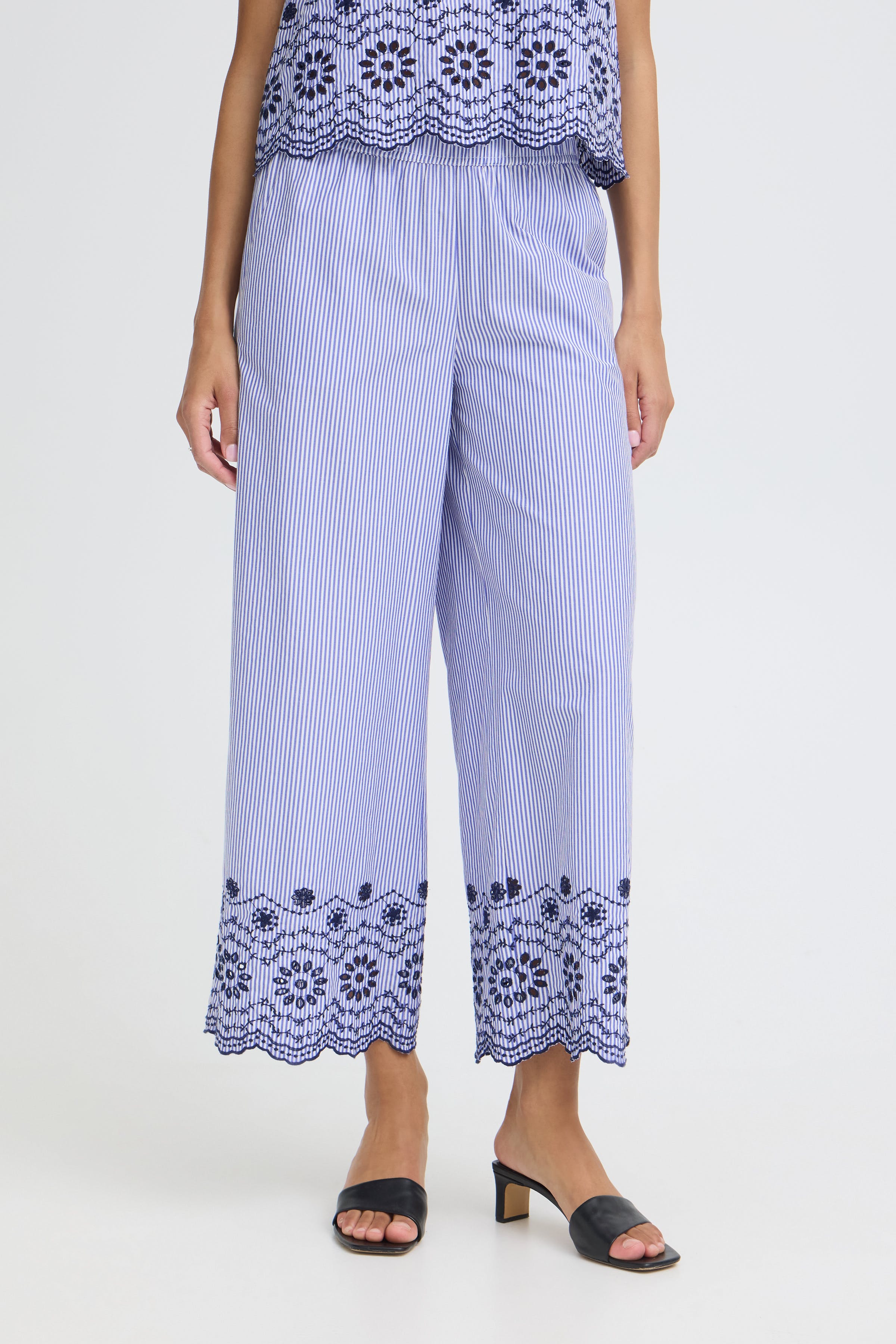 BYINZI Bukser LOOKBOOK FRONT 20819042-900008662