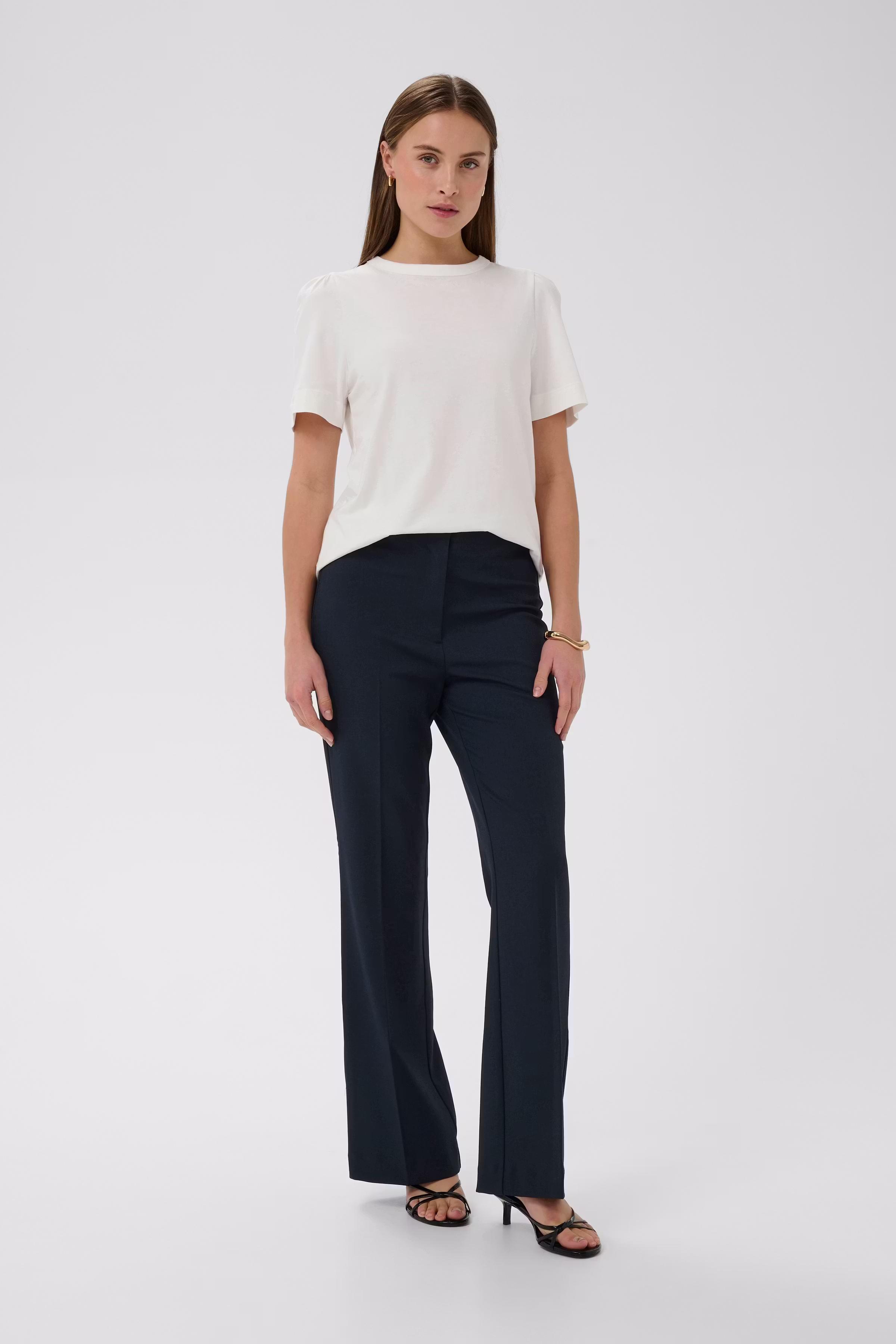 SLJina T-shirt LOOKBOOK FRONT 30408074-111001