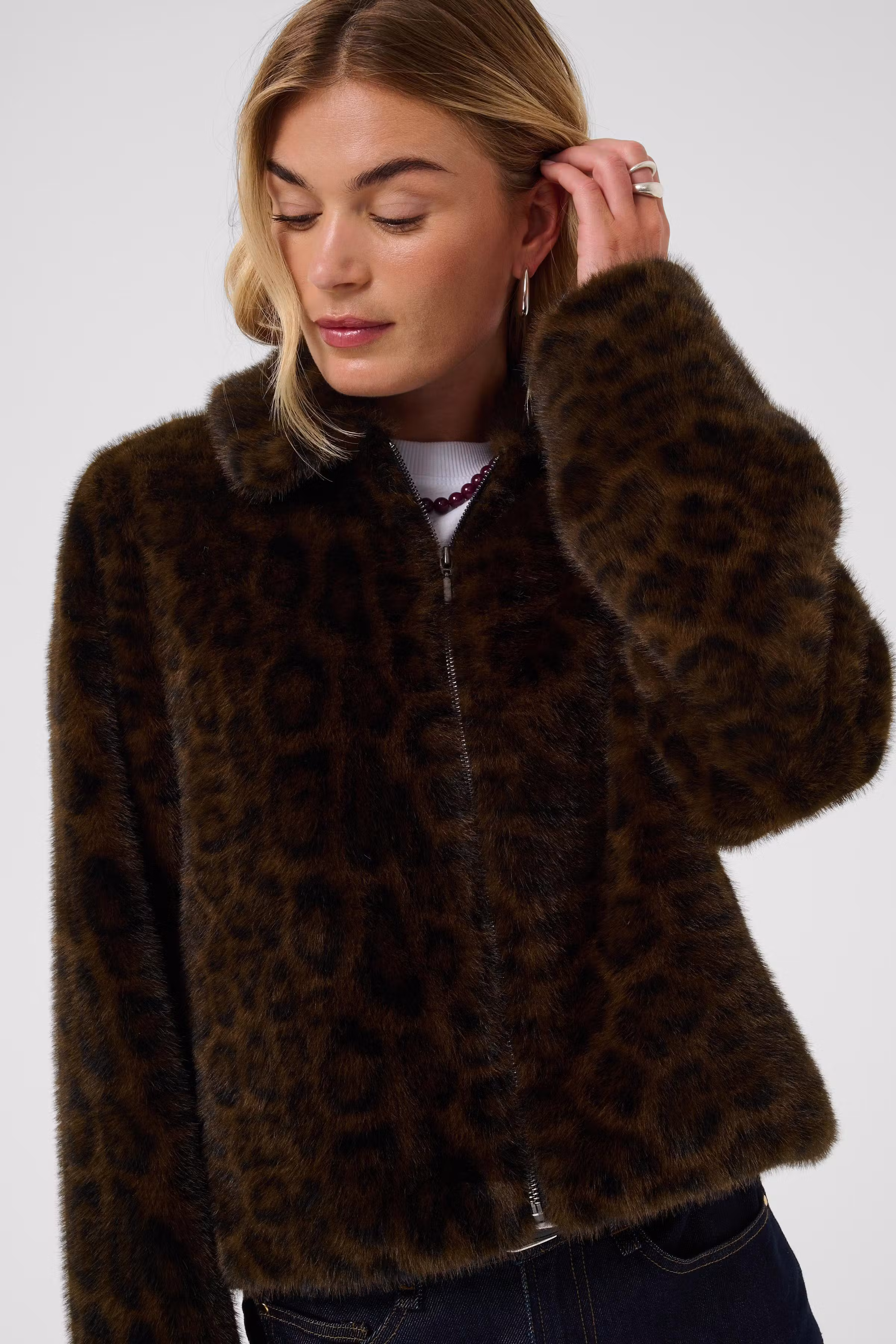 TalineSZ Ytterplagg LOOKBOOK DETAIL 30515776-305632
