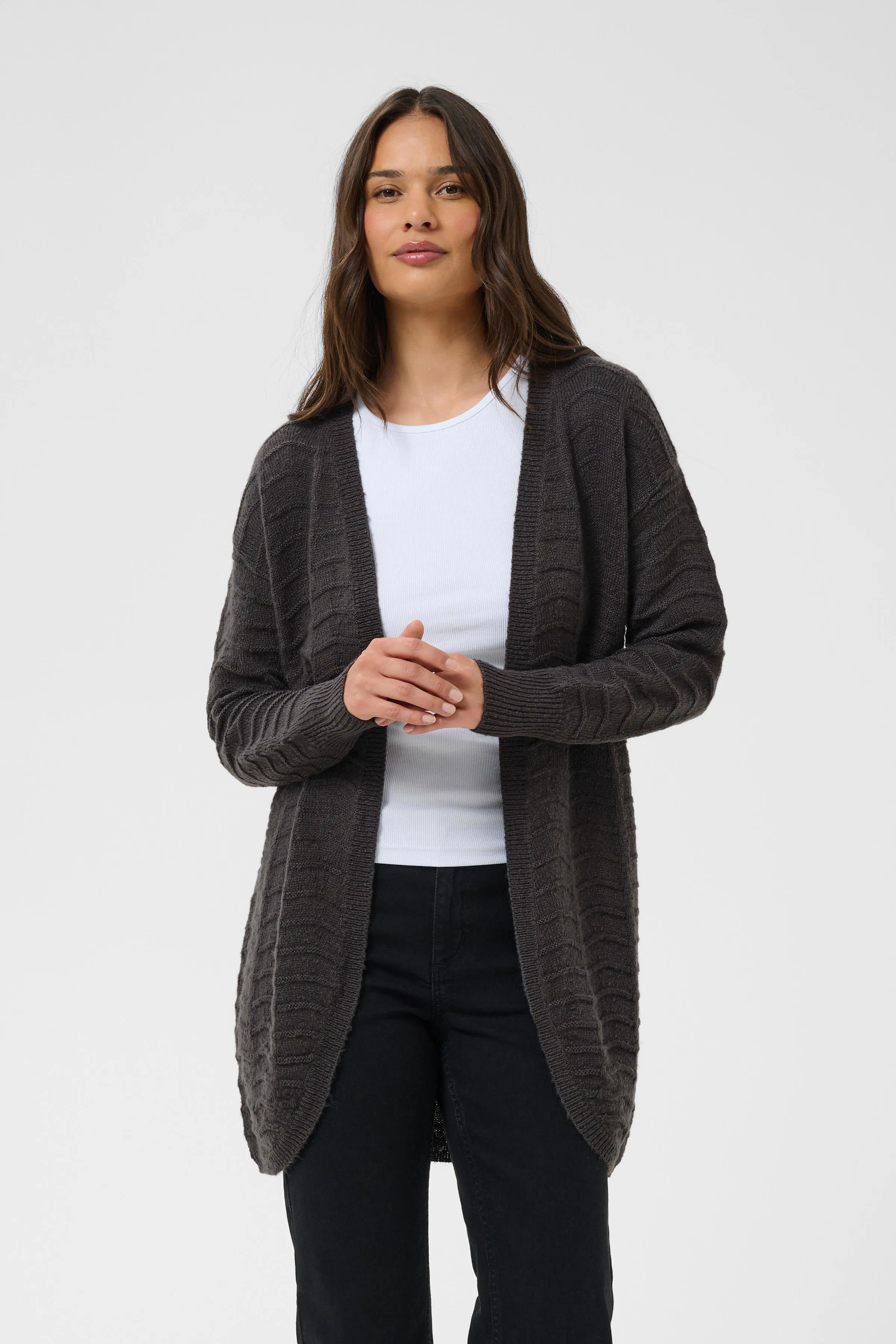 KAemria Cardigan LOOKBOOK FRONT 10506359-100125
