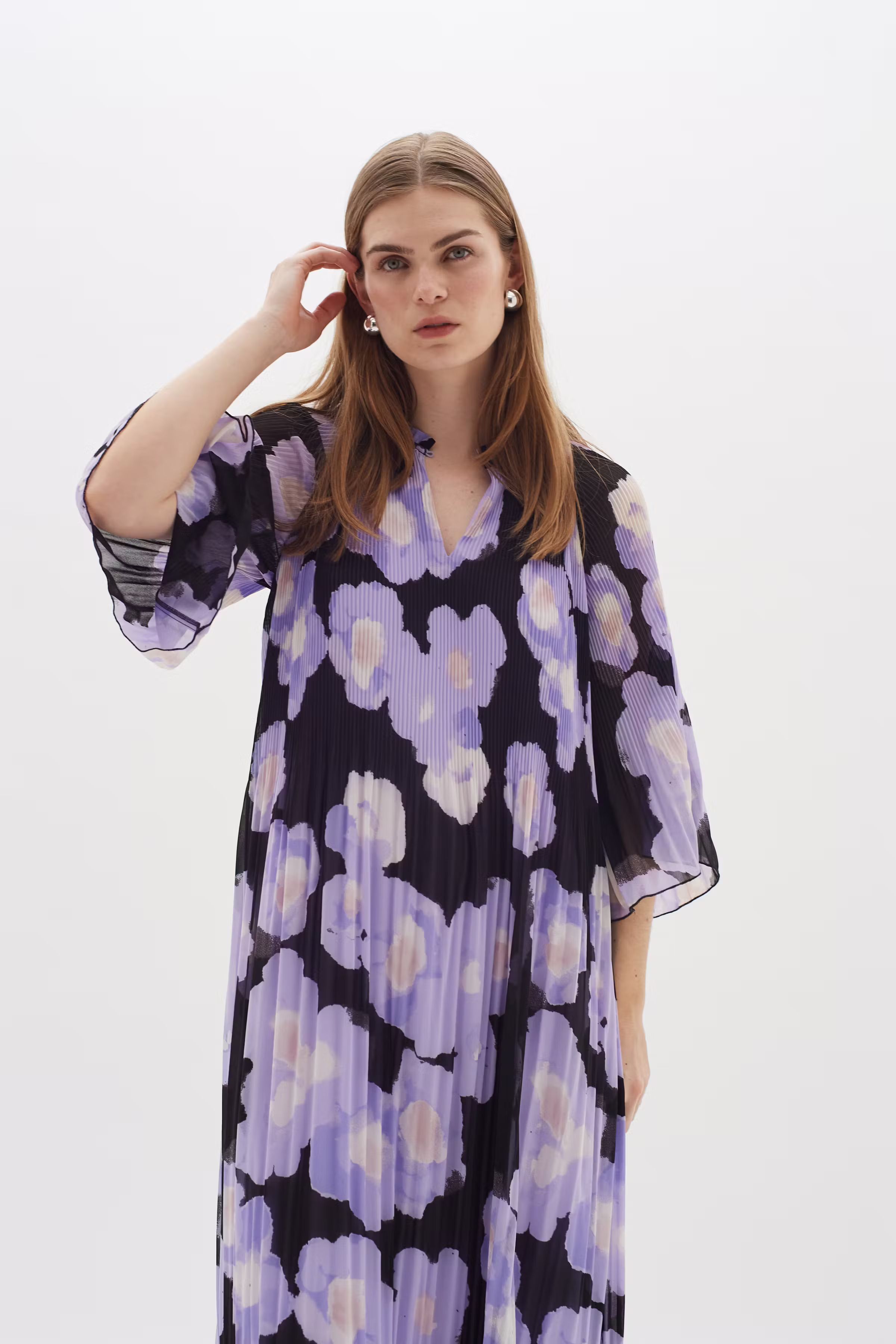 HendraIW Lang Kjole LOOKBOOK FRONT 30109400-302764