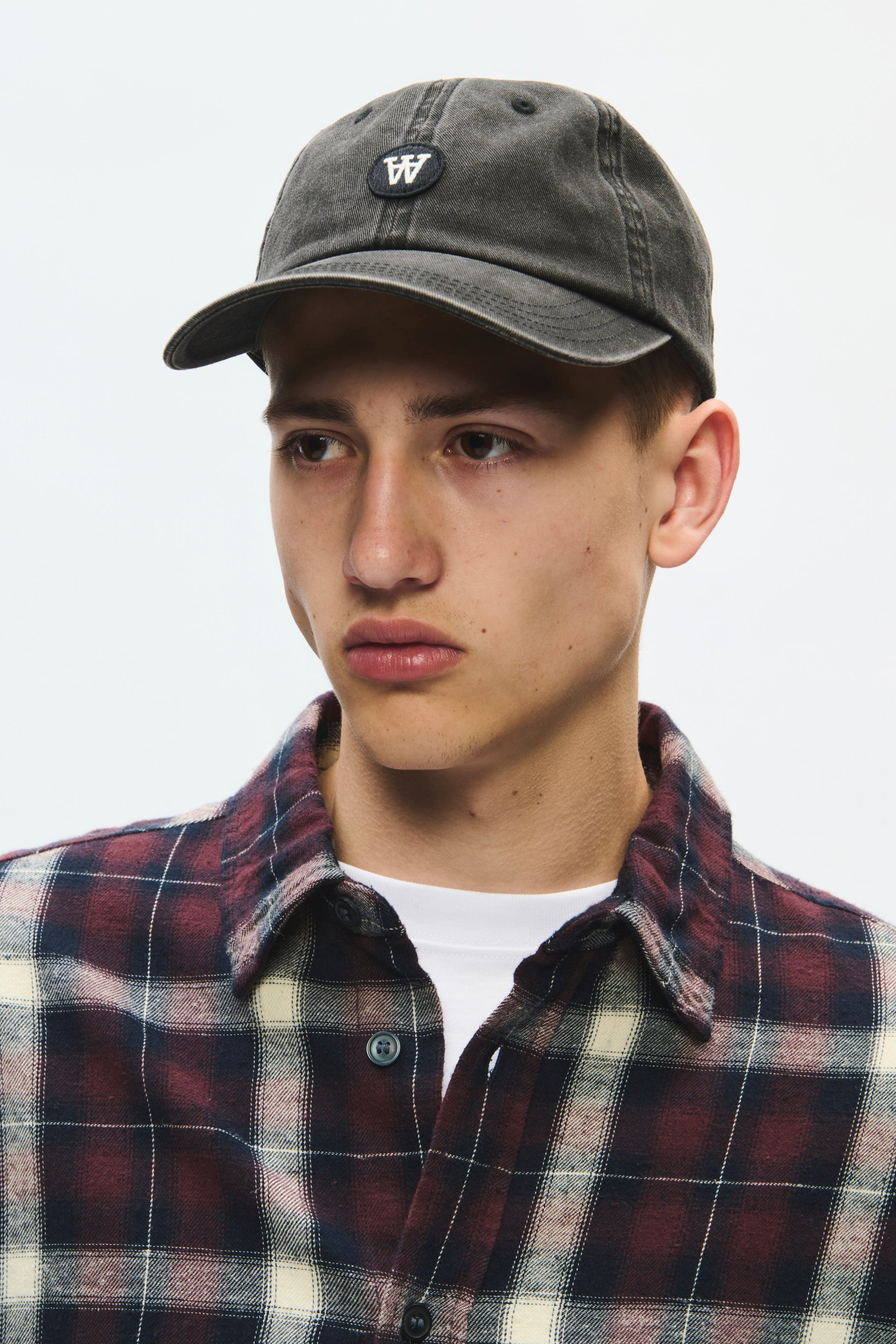 WWAA patch Kappe LOOKBOOK DETAIL 30252243-303700