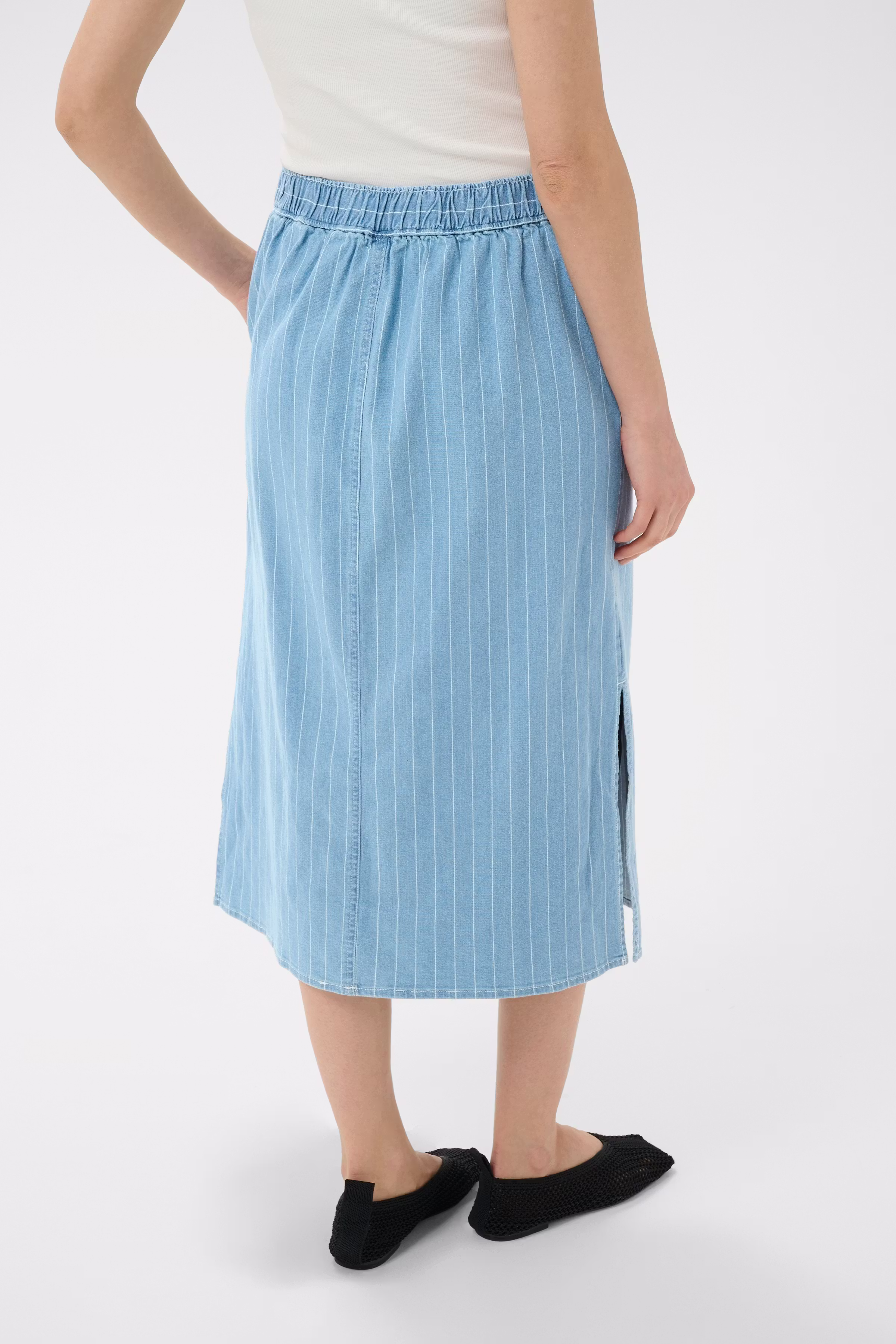 LizziePW Denim Skirt LOOKBOOK BACK 30308878-304304