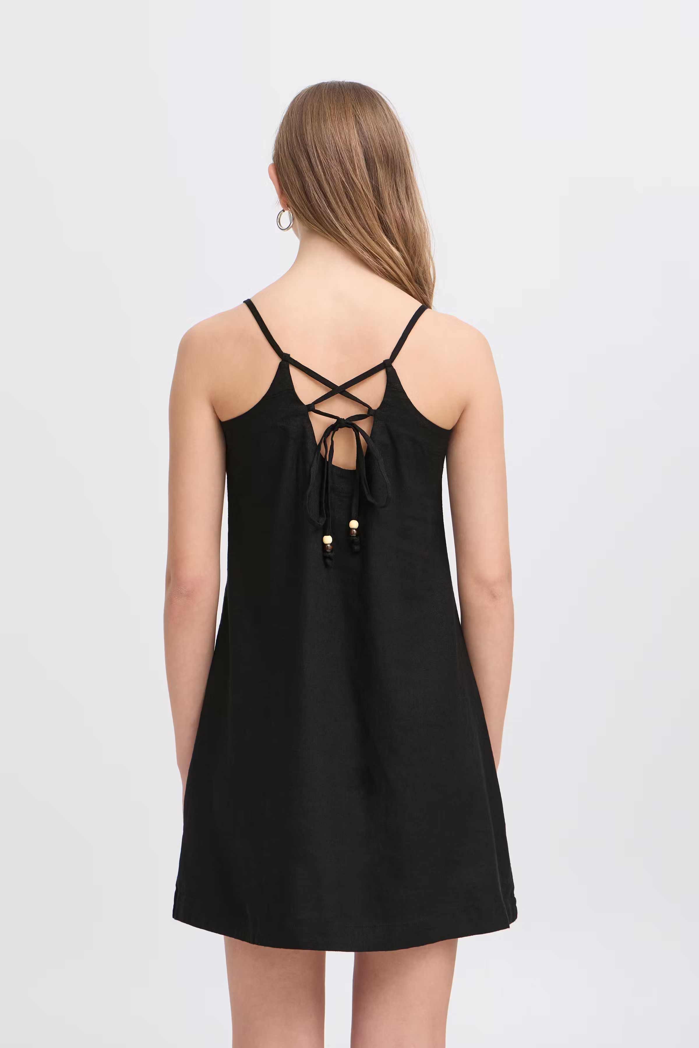 IHLINNO Kleid LOOKBOOK BACK 20122929-194008