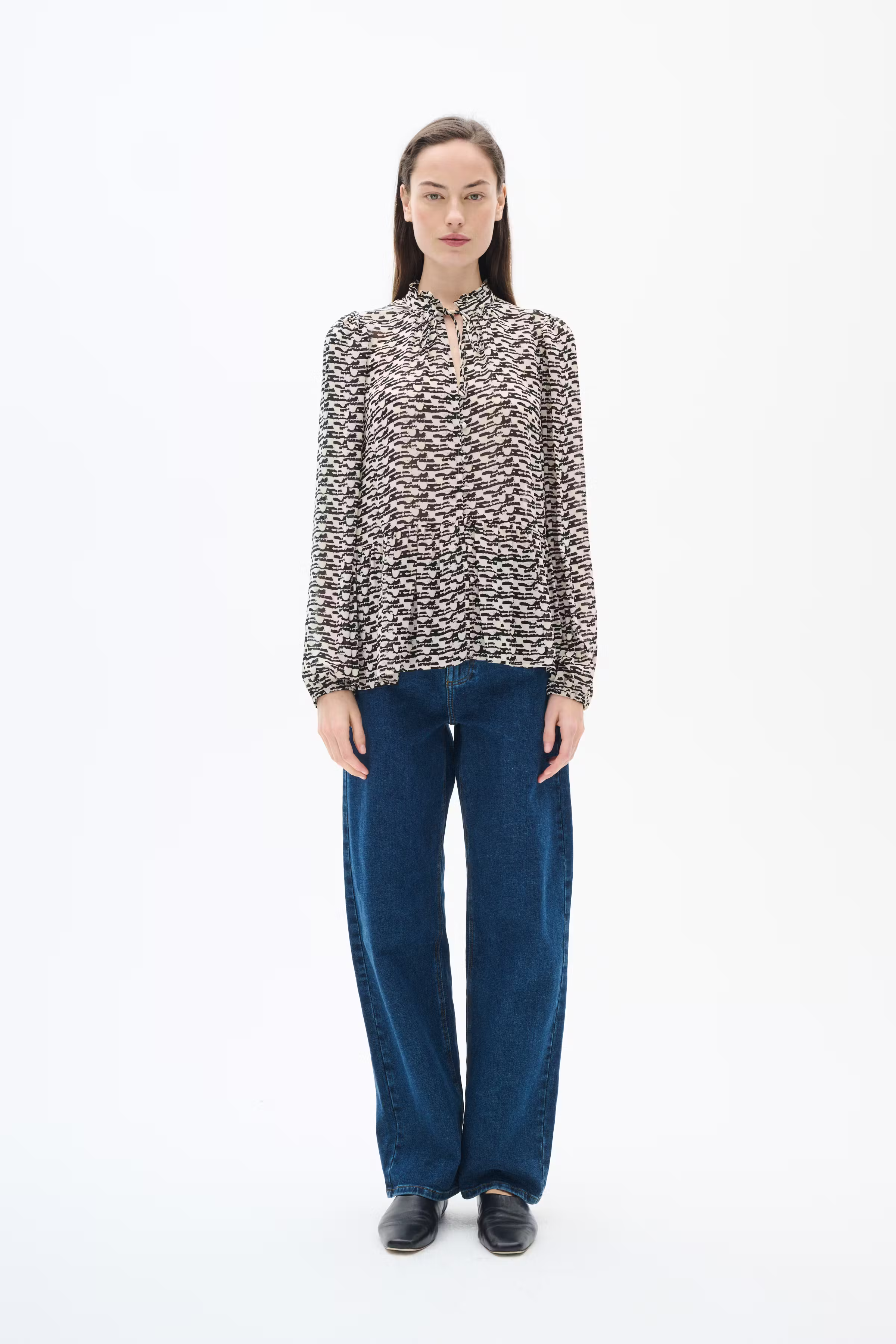 CessieIW Shirt LOOKBOOK FRONT 30110251-303575