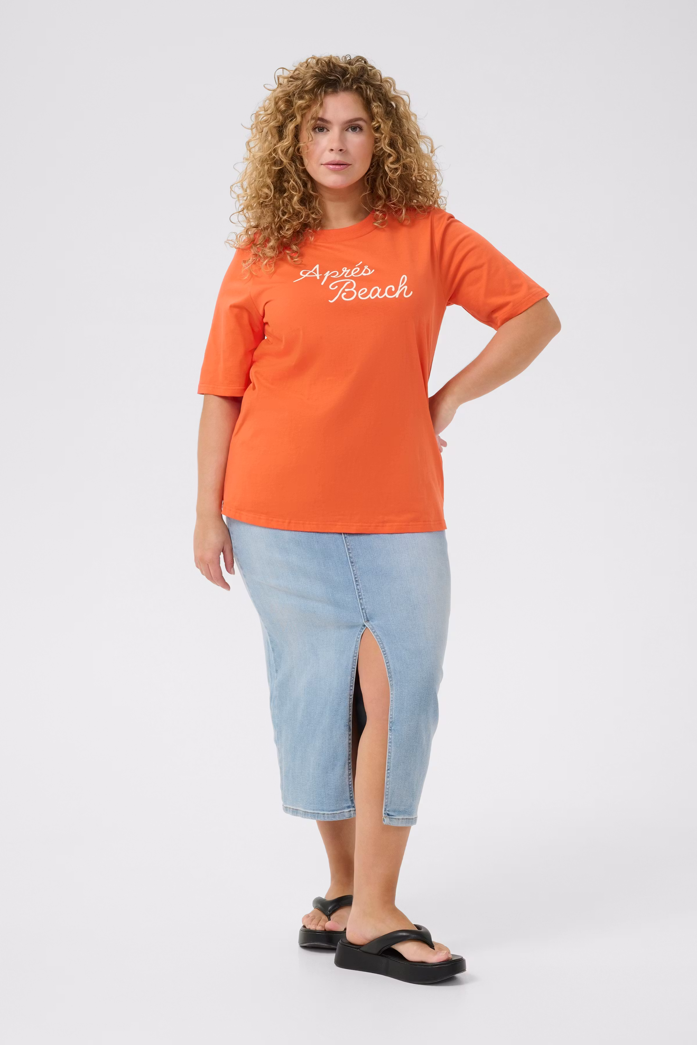 KCviola T-shirt LOOKBOOK FRONT 10583186-171558