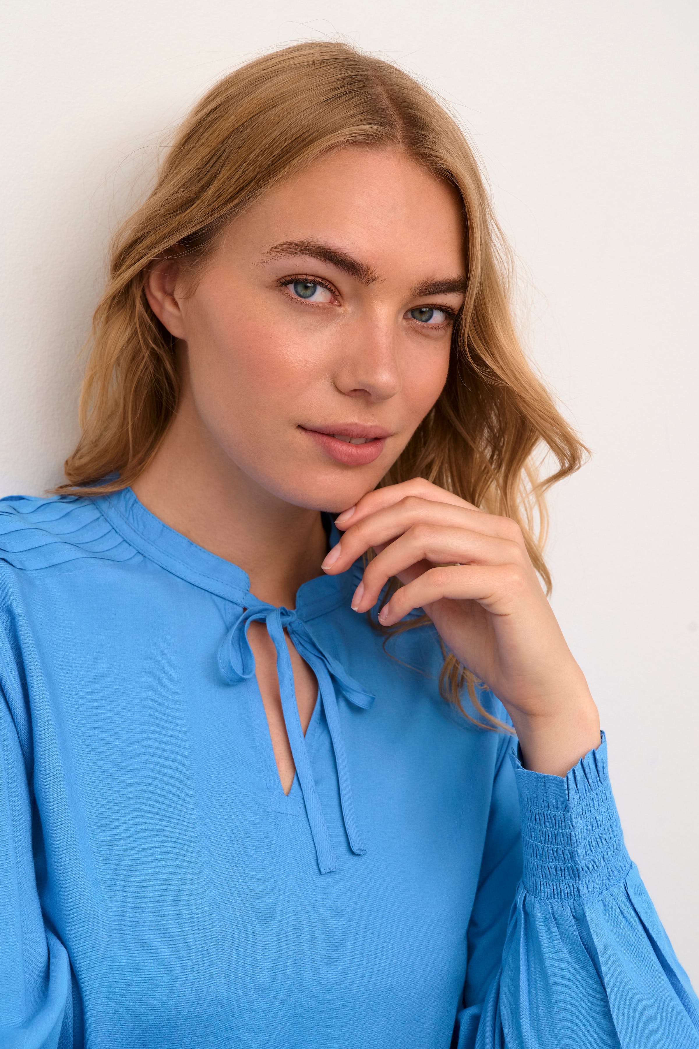 CRIna Blus LOOKBOOK DETAIL 10612228-174041