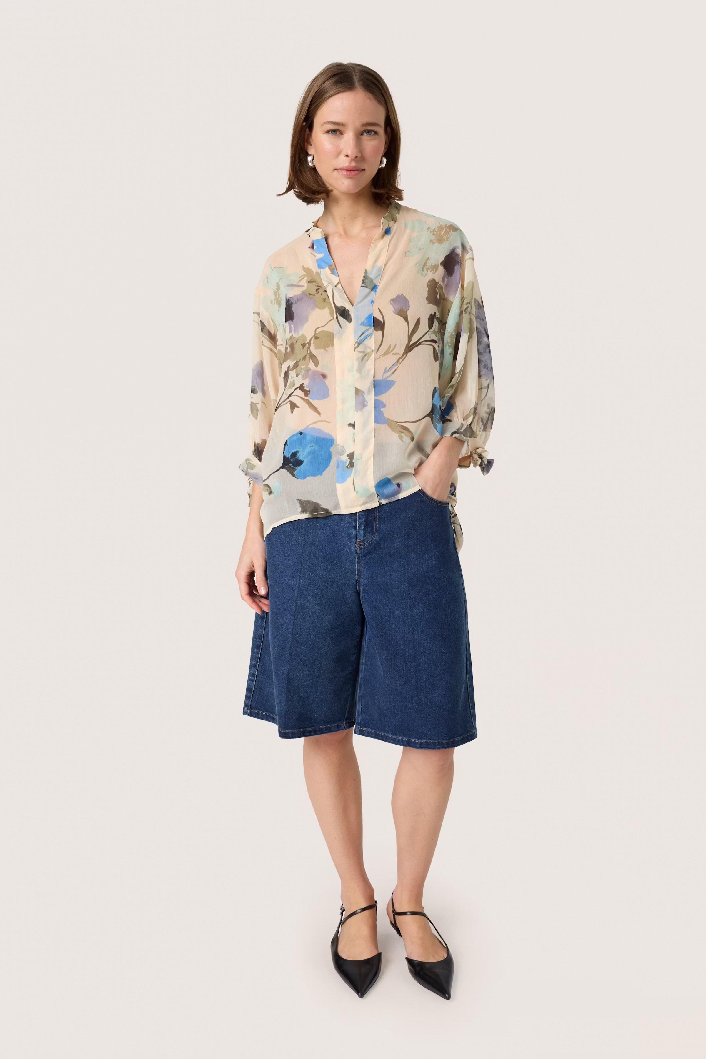 SLAnaya Bluse LOOKBOOK FRONT 30408453-303945