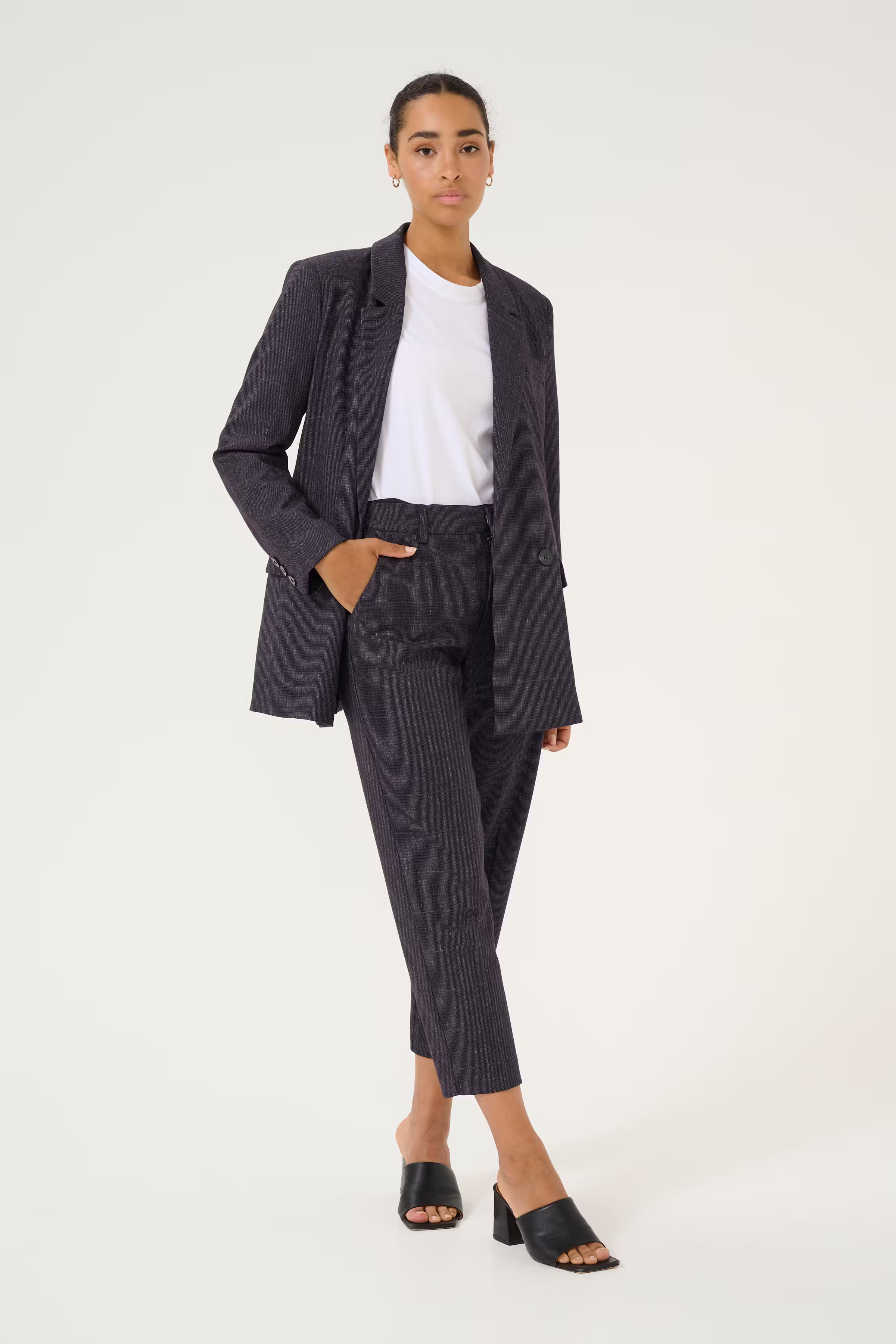 KApernilla Bukser LOOKBOOK FRONT 10509507-106807