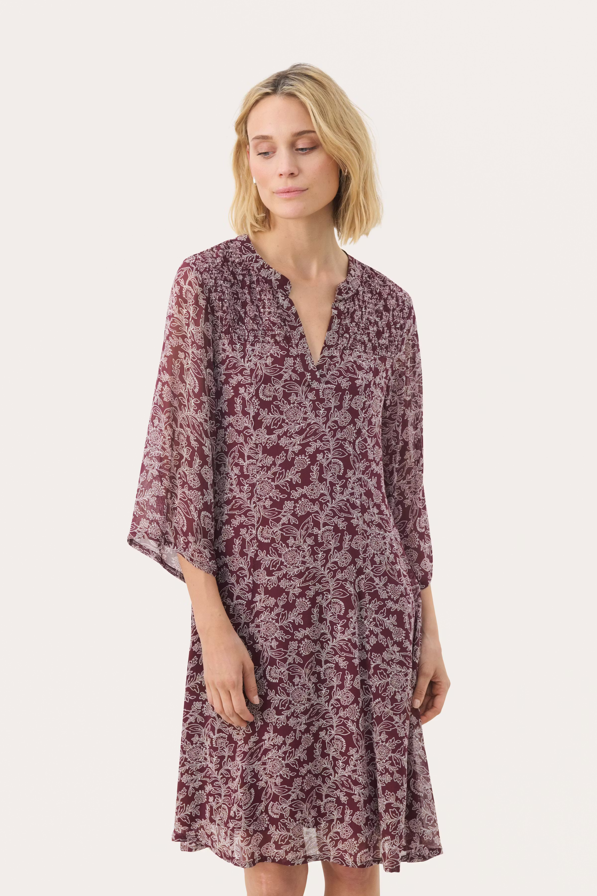 ElkaPW Kjole LOOKBOOK FRONT 30308413-304008