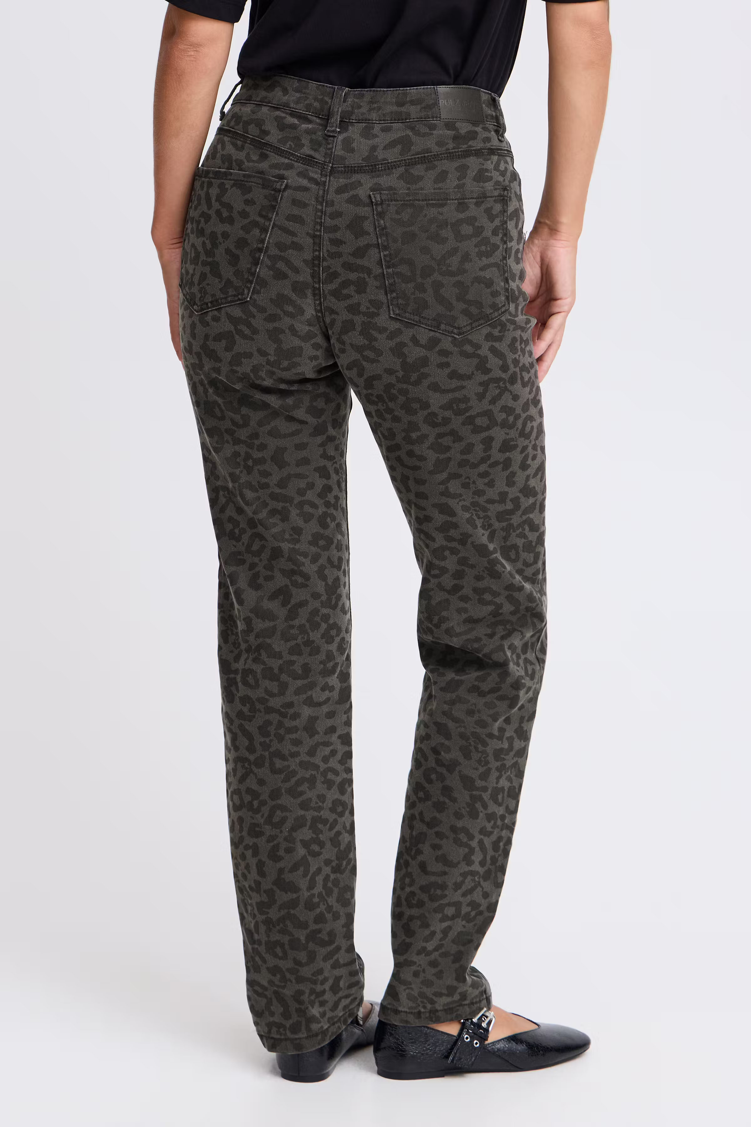 PXJANNAH UHW Jeans Straight Leg LOOKBOOK BACK 50208788-205027