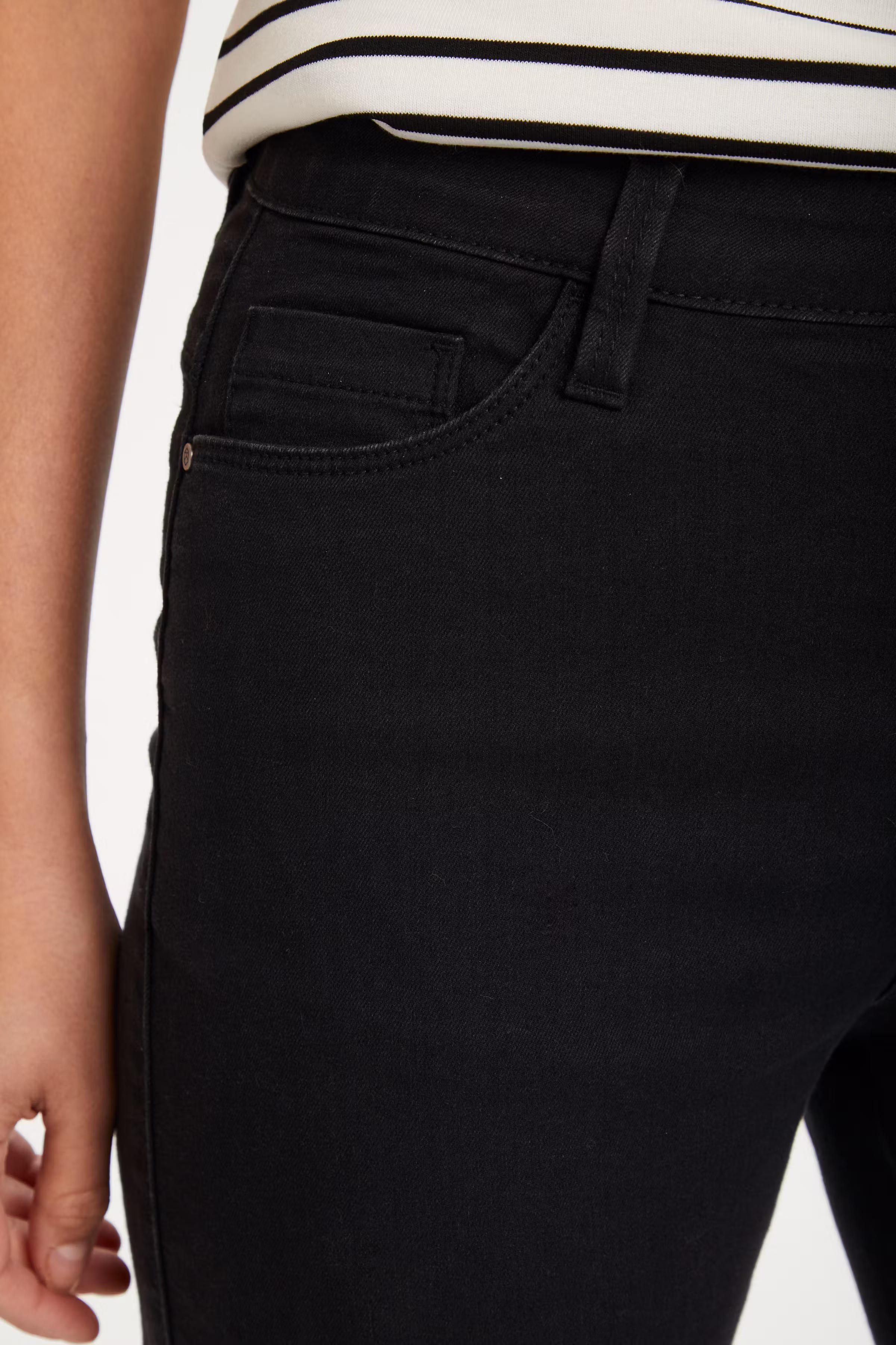 KAvicky Jeans LOOKBOOK DETAIL 10504874-100121