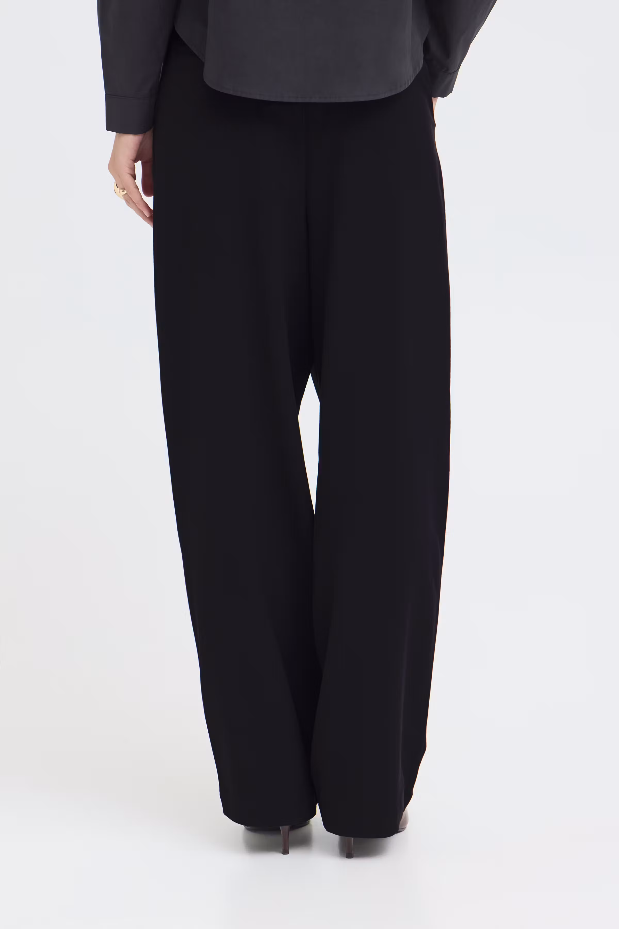 LEONORA Trousers LOOKBOOK BACK 50210973-193911