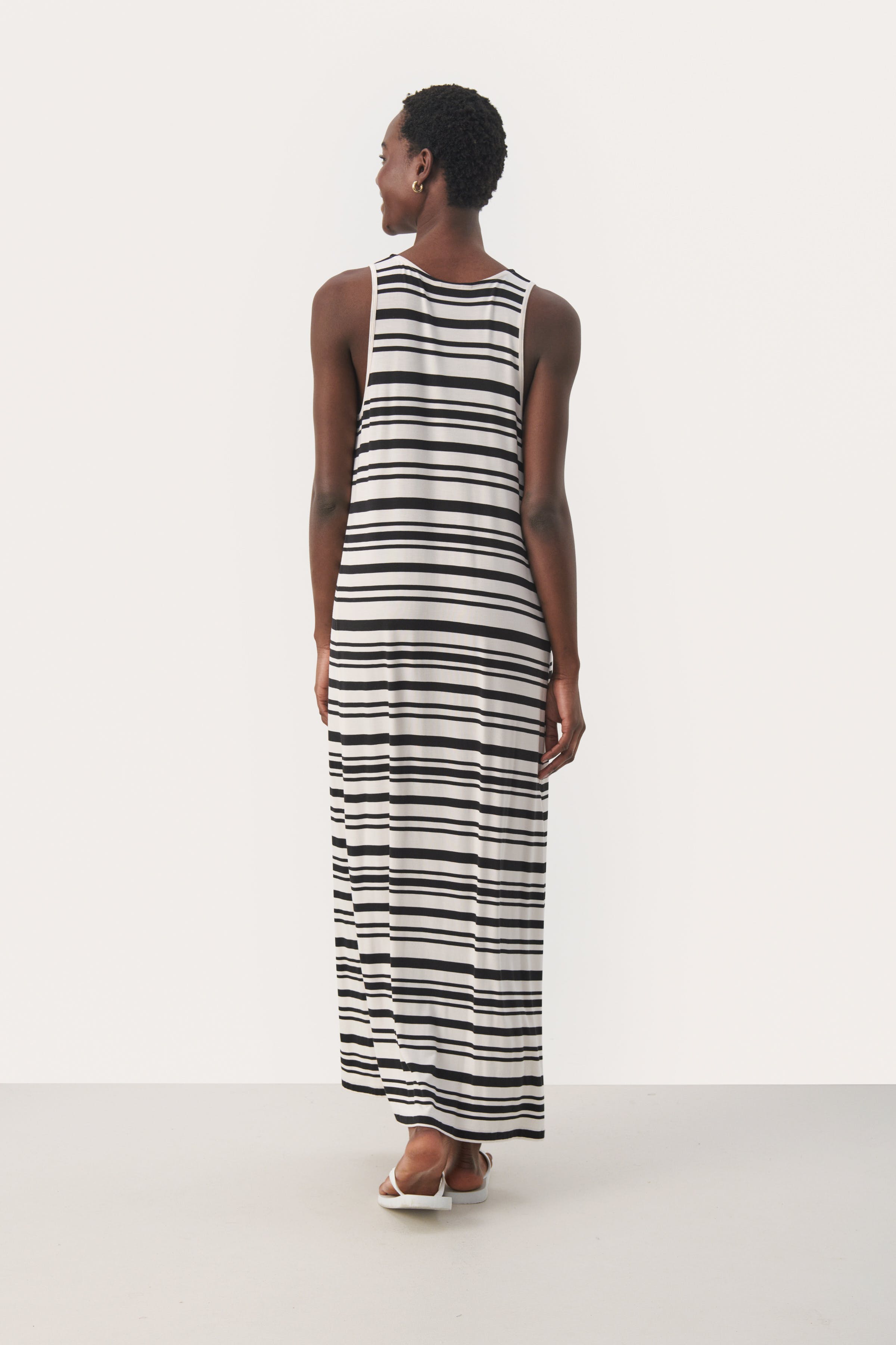 GekkaPW Kleid LOOKBOOK BACK 30308645-302920