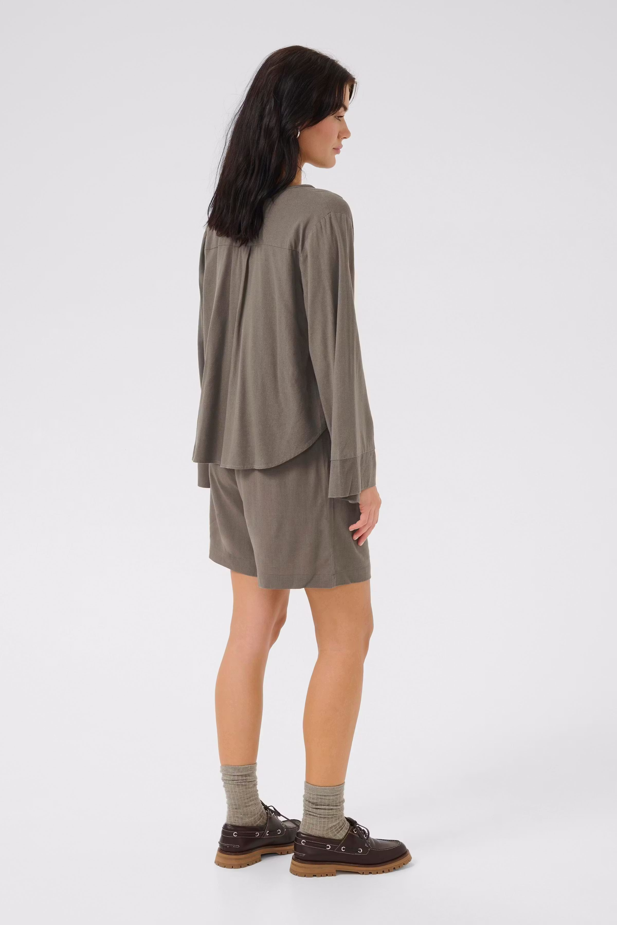 DiasMW Linen Blouse LOOKBOOK BACK 10704714-181112
