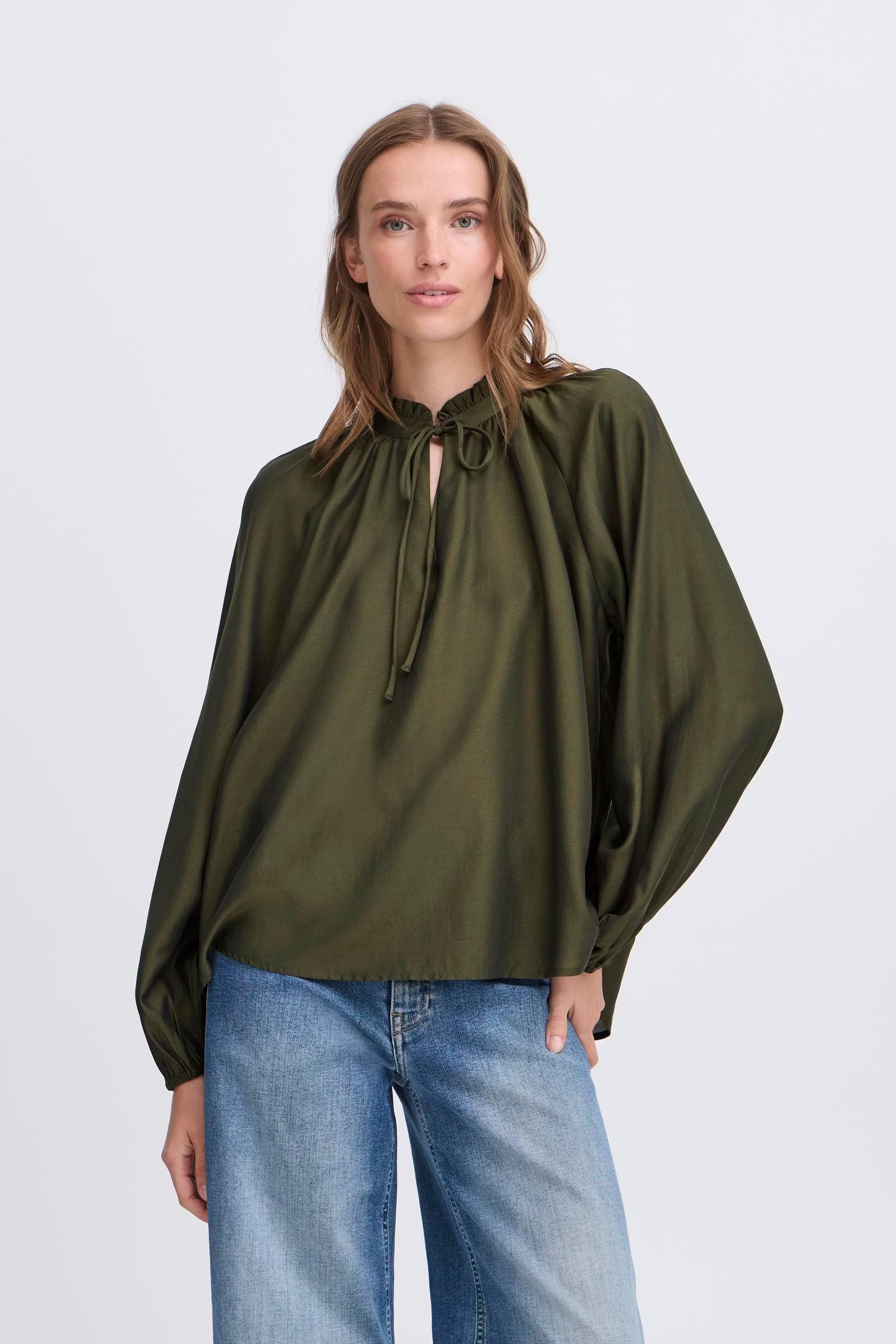 IHKARLANI Blouse LOOKBOOK FRONT 20121888-190419