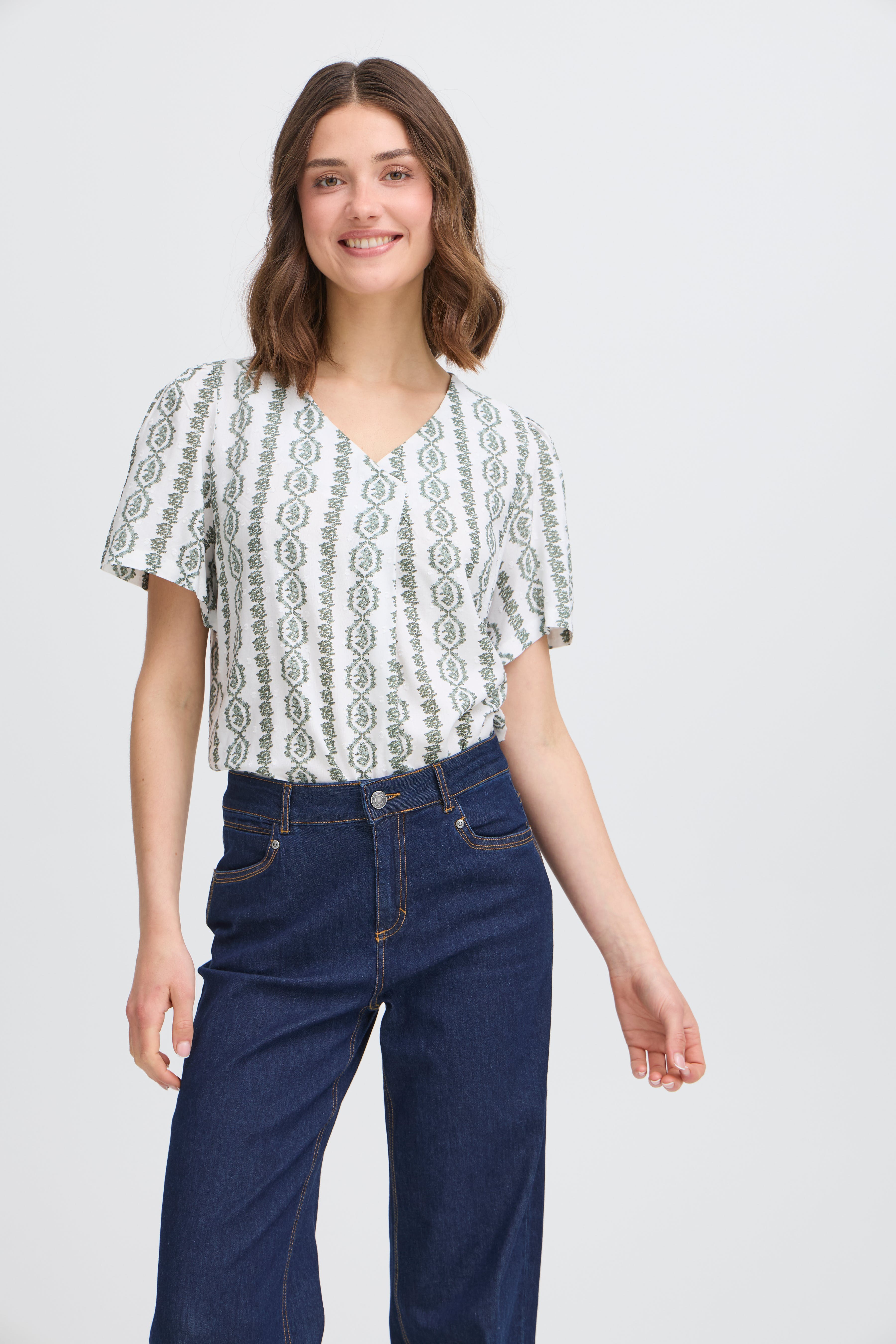 FRSOPHIA Blouse LOCATION NONE 20616299-205548