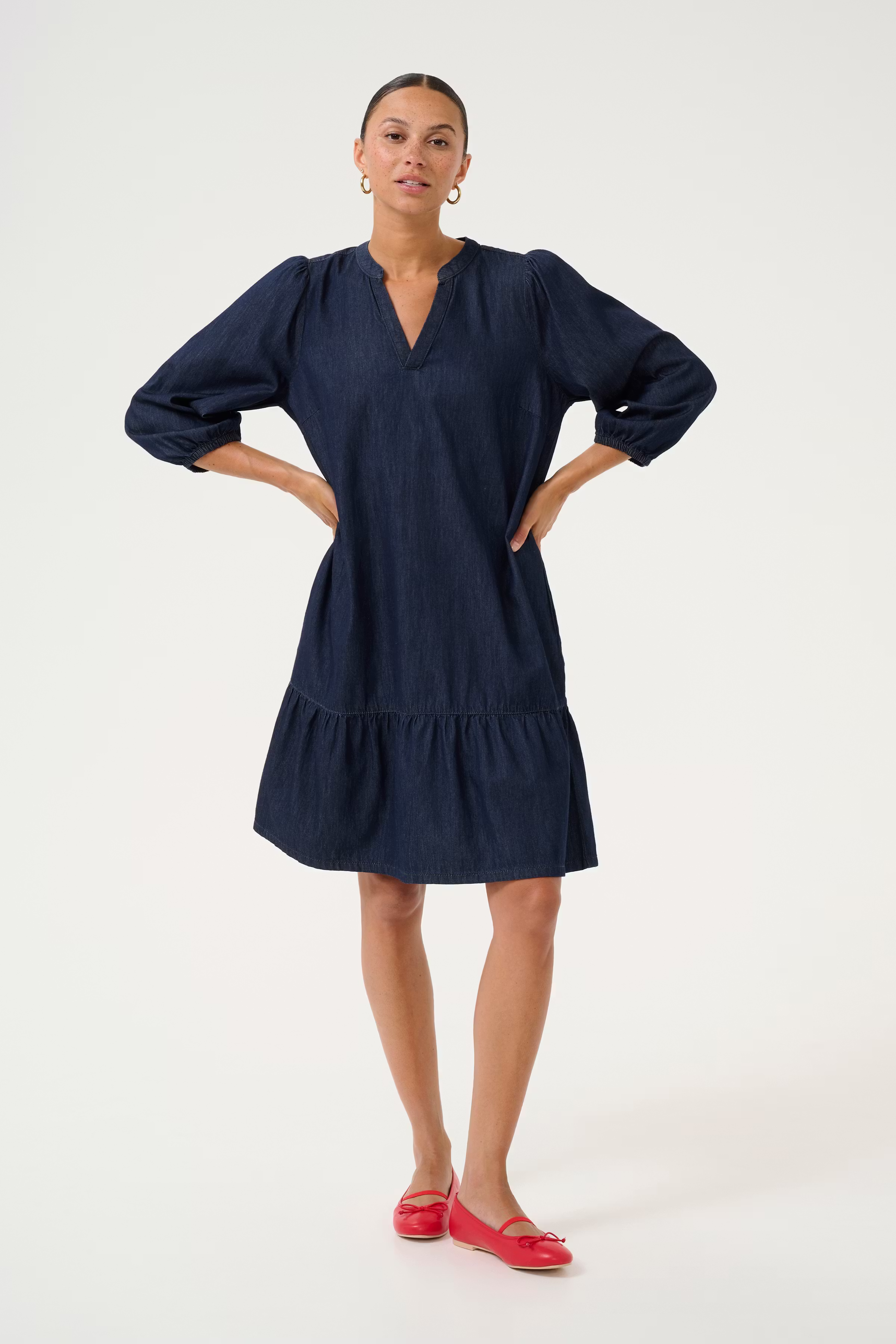 CUarpa Jeanskleid LOOKBOOK FRONT 50110305-500119