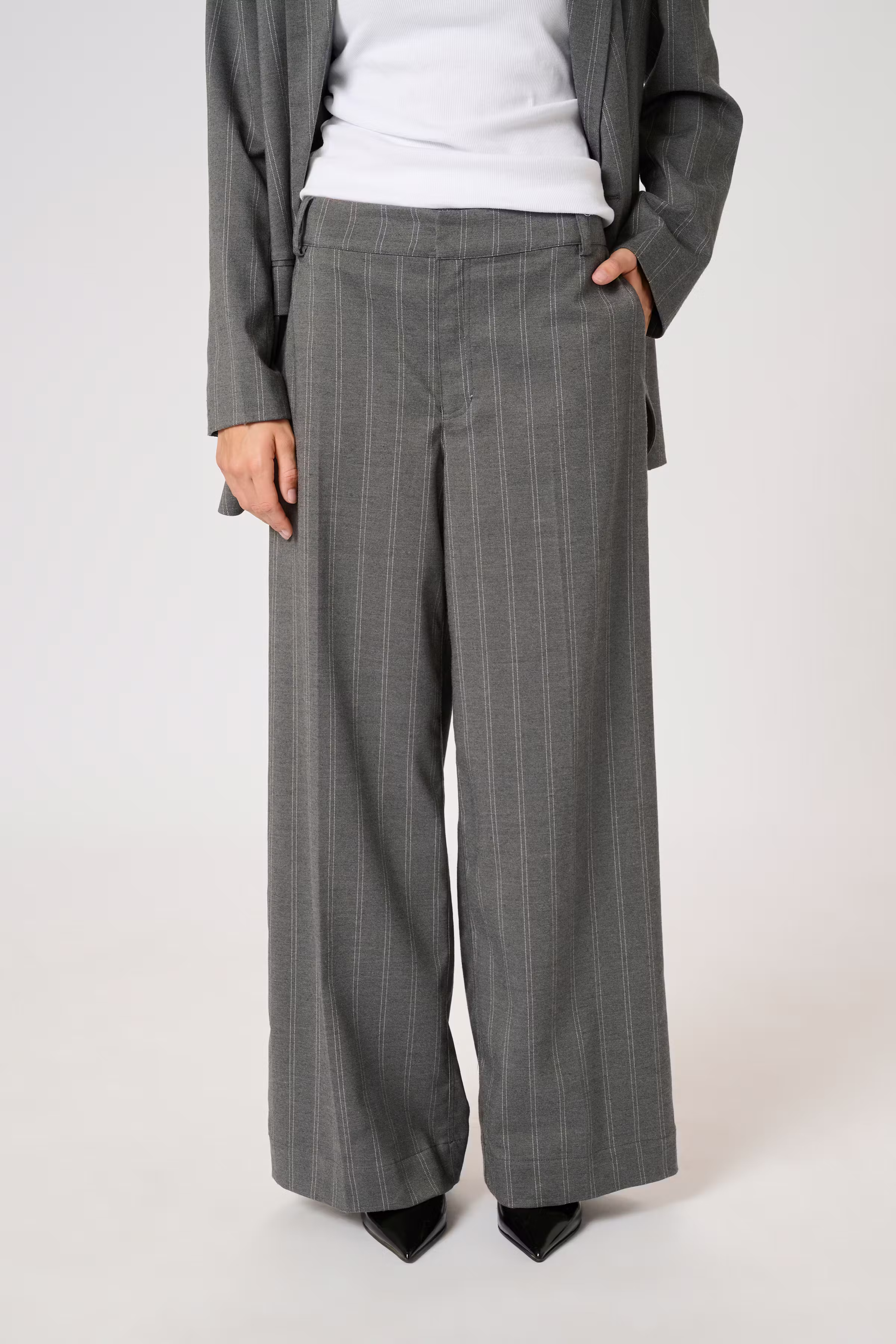 TitoMW Bukser LOOKBOOK FRONT 10704831-106313