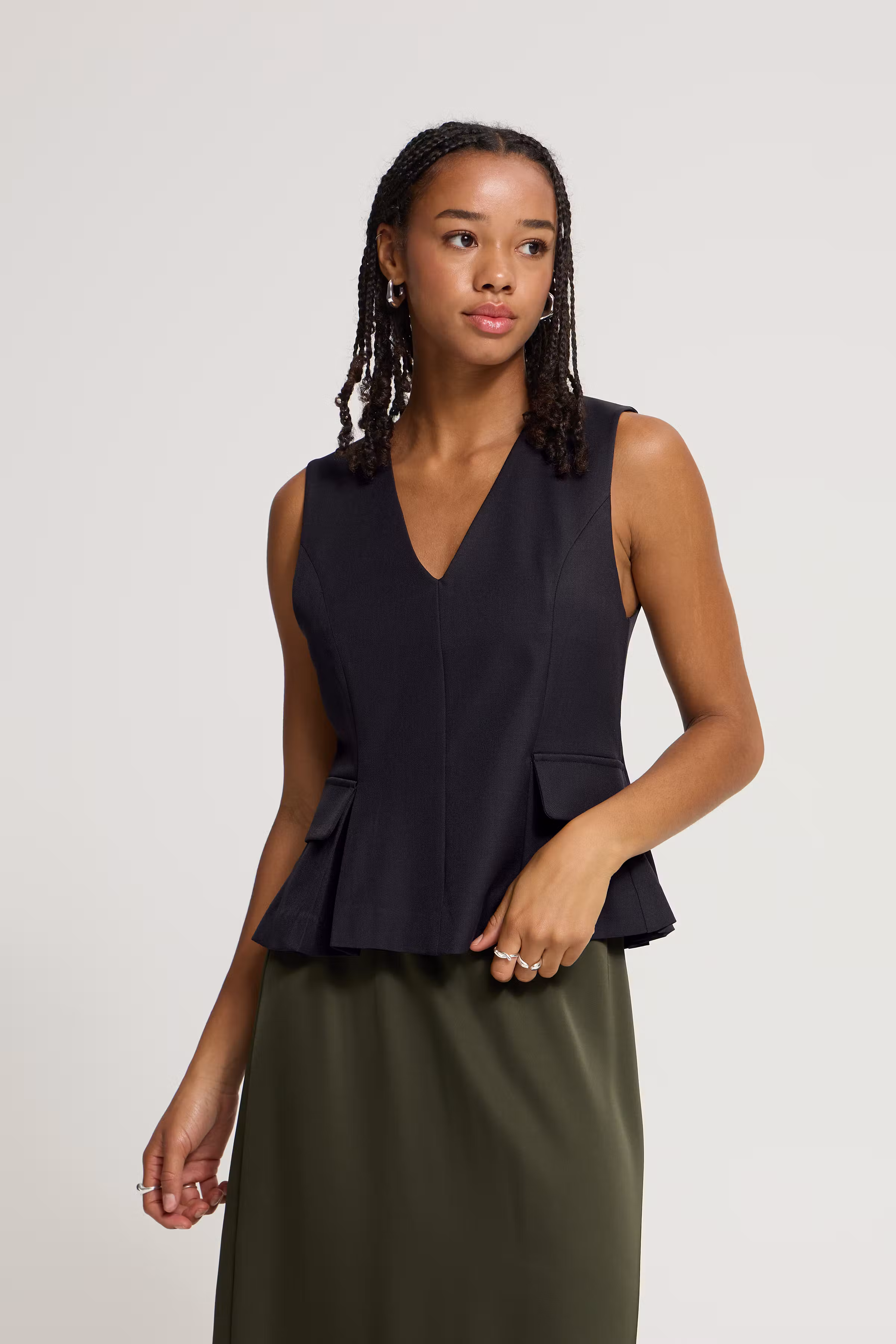 IHFUROLA Vest LOOKBOOK FRONT 20126896-1940041