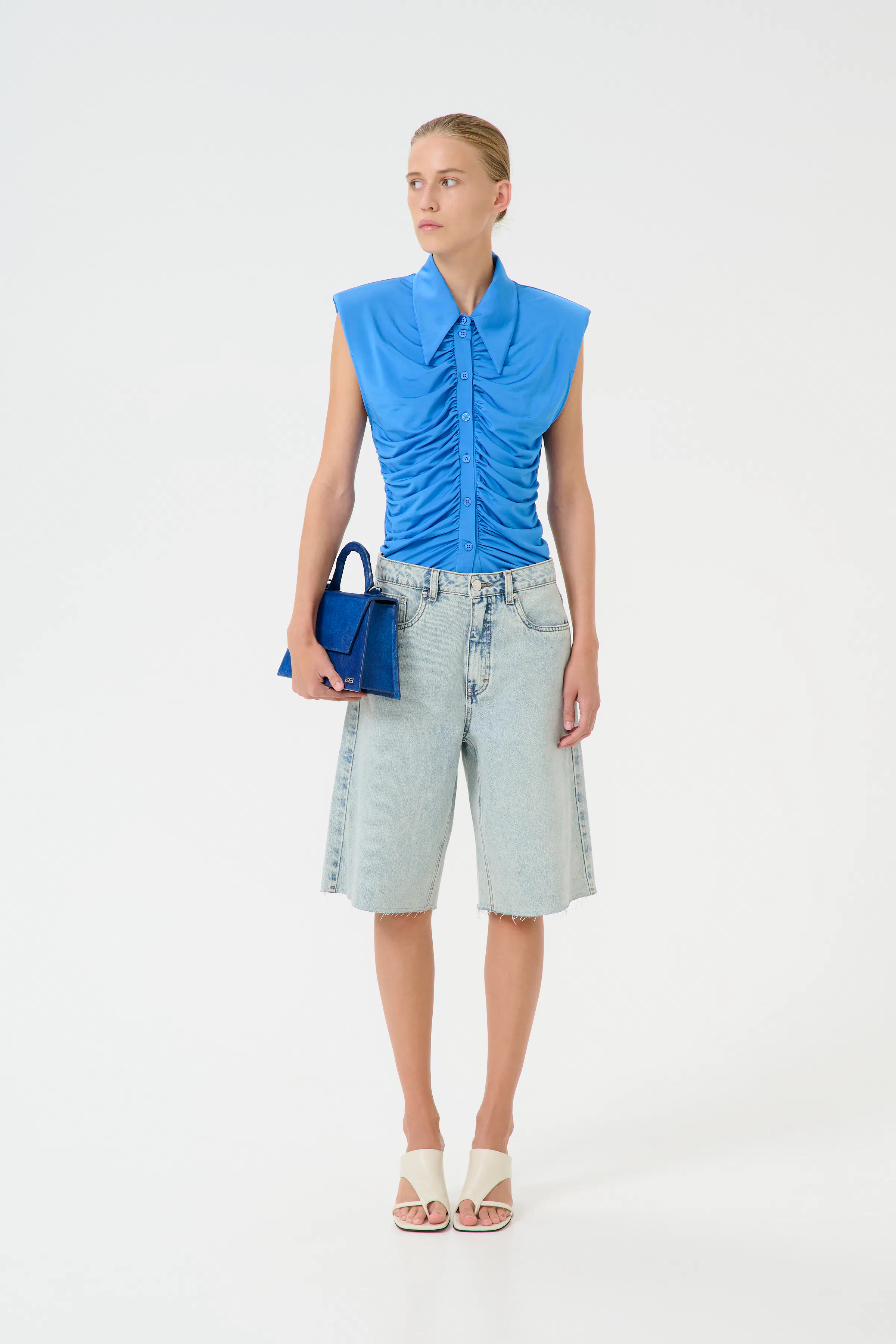GZtaila Skjorta LOOKBOOK FRONT 10910126-184043