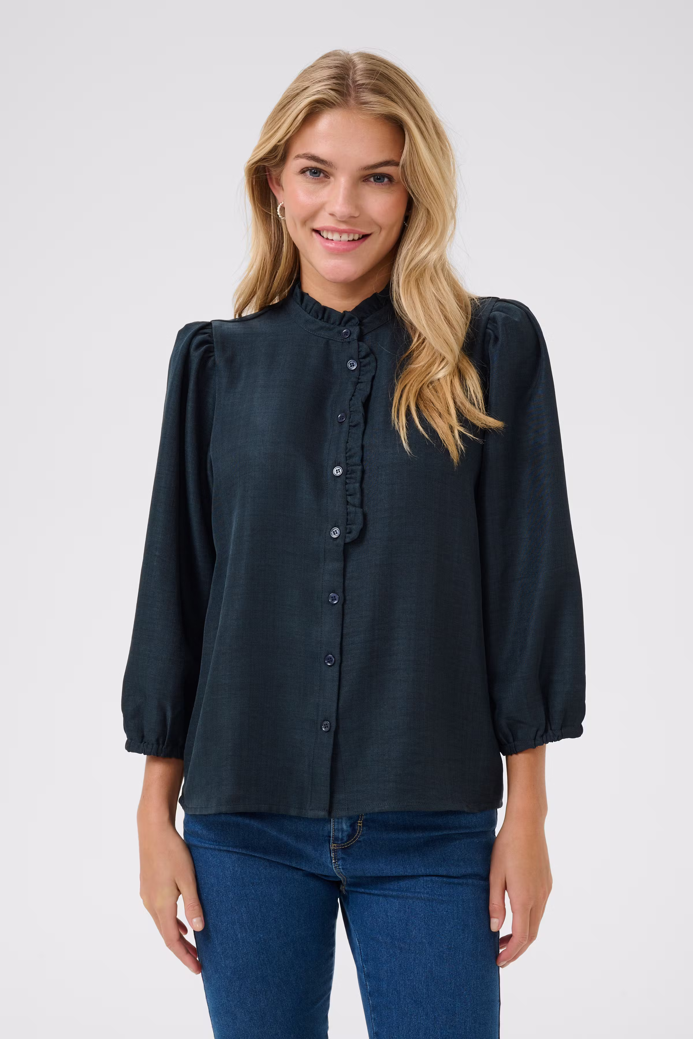 KAellen Bluse LOOKBOOK FRONT 10510302-107974