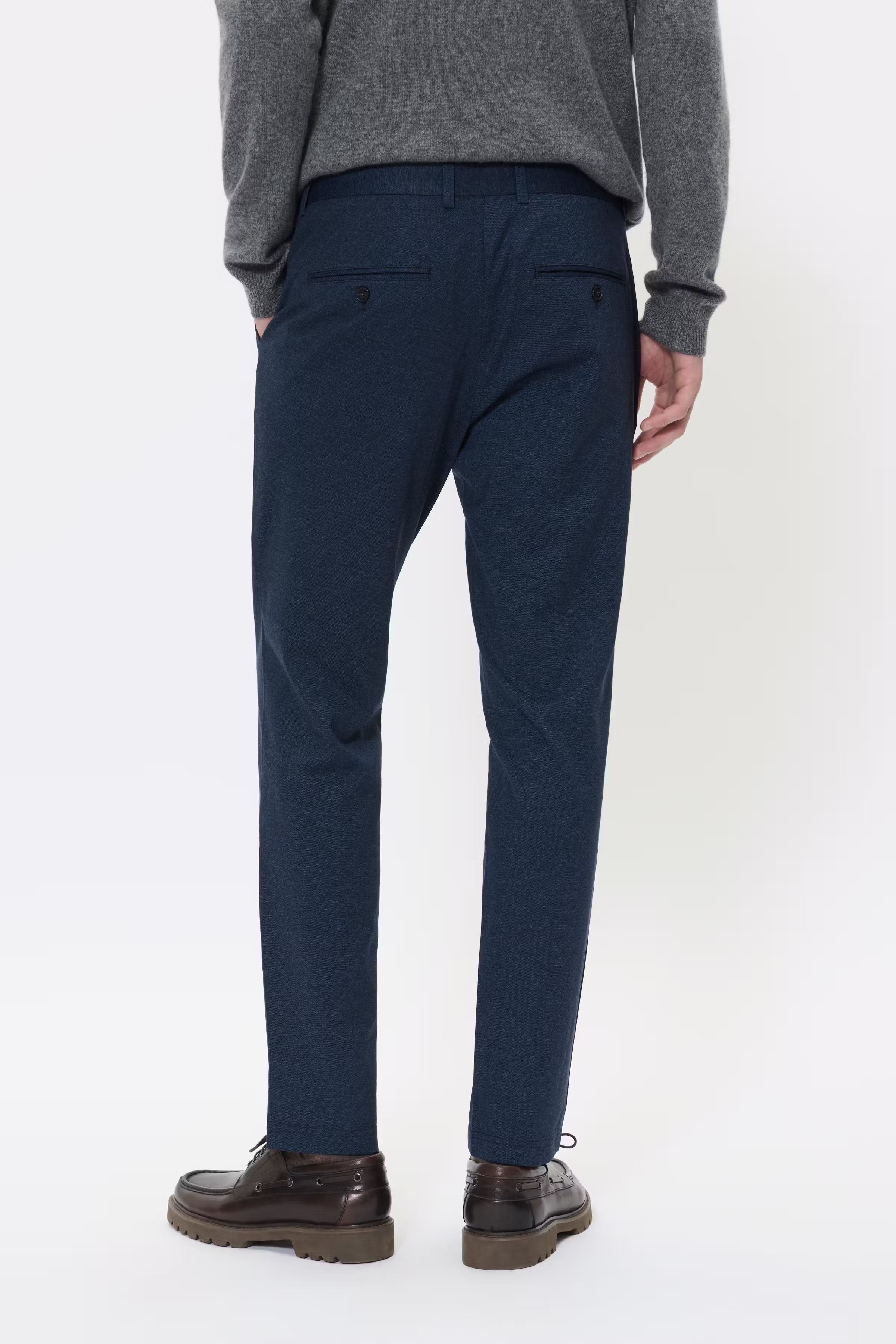 MAliam Broek LOOKBOOK BACK 30206302-194011