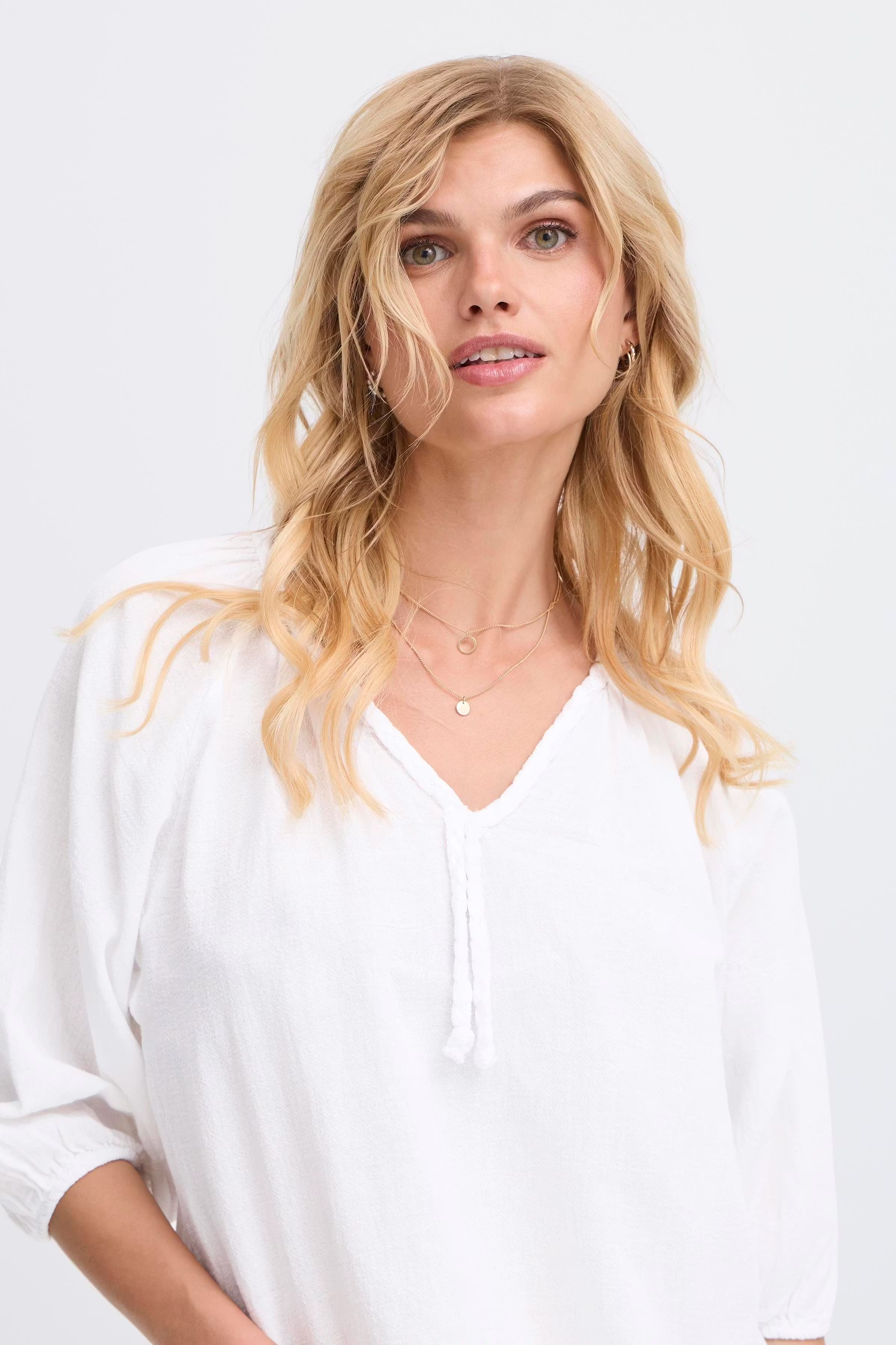 SBKAROLA Bluse LOOKBOOK DETAIL 22100692-110602