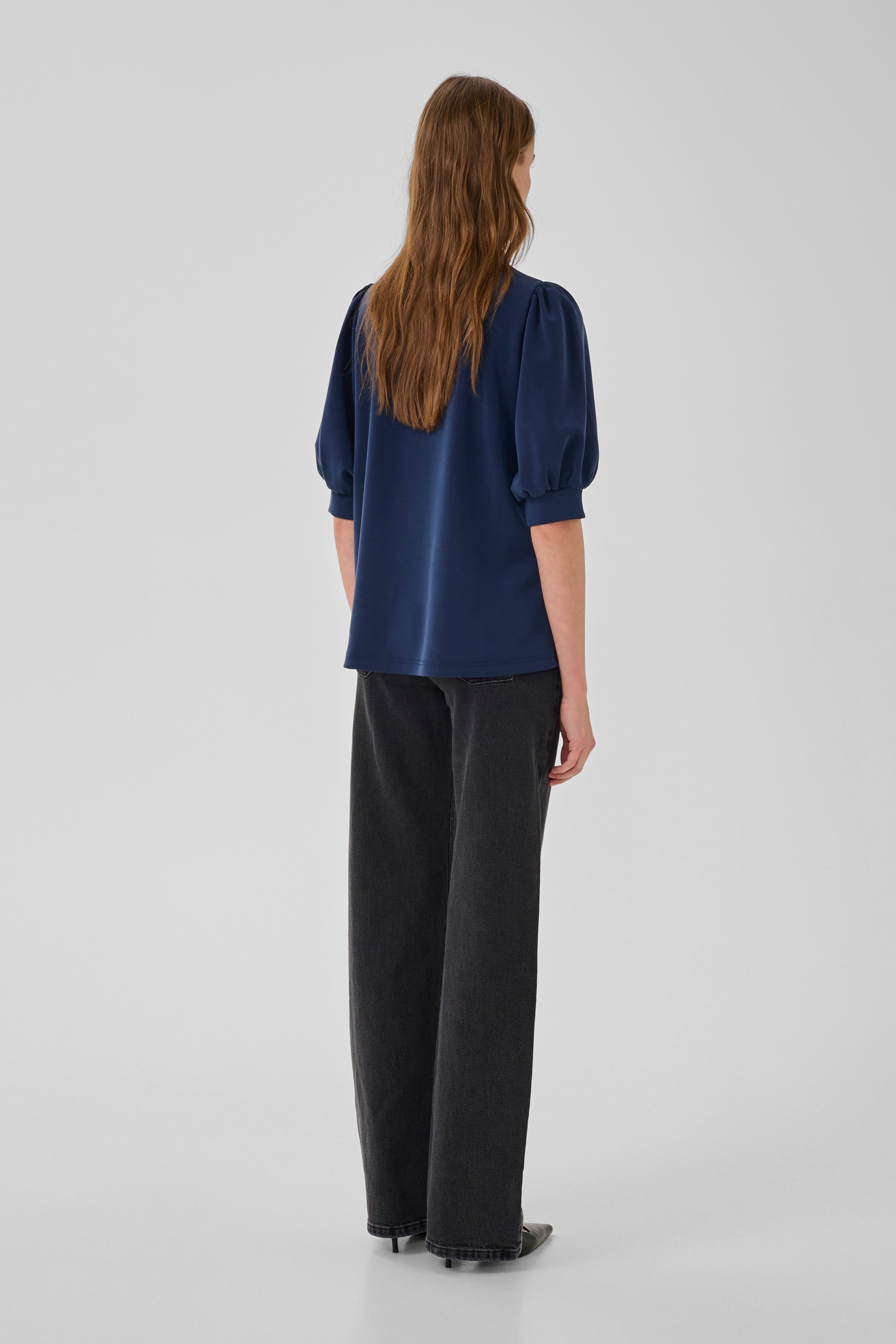 21 THE PUFF BLOUSE LOOKBOOK BACK 10703704-194010