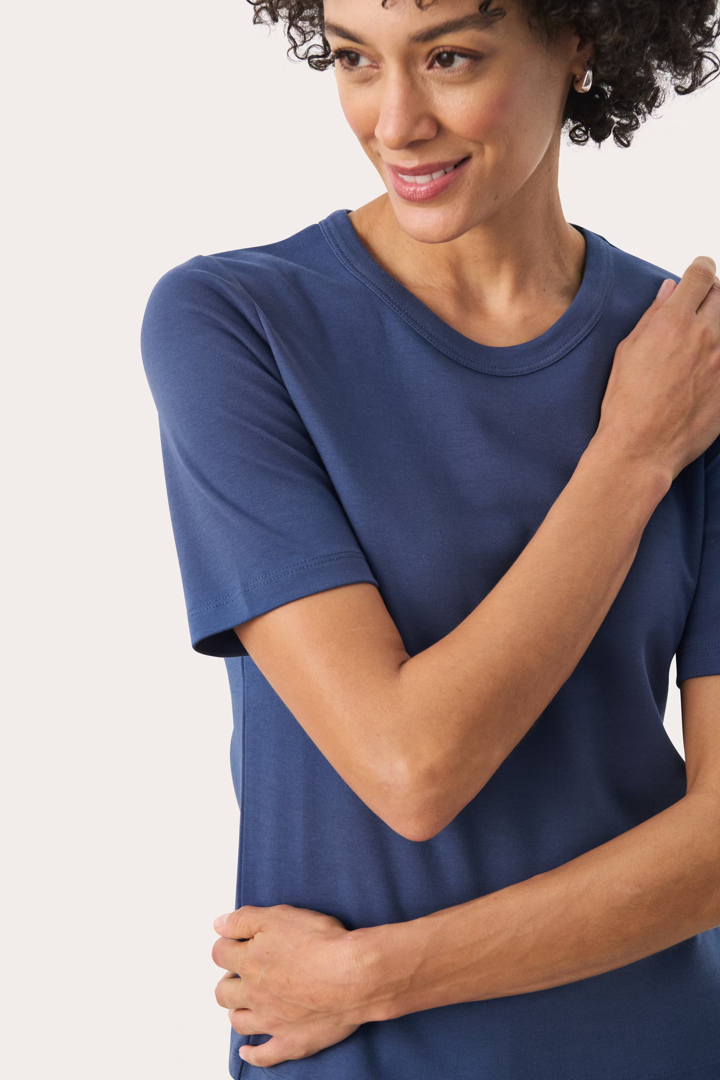 RatanaPW T-shirt LOOKBOOK DETAIL 30307808-193934