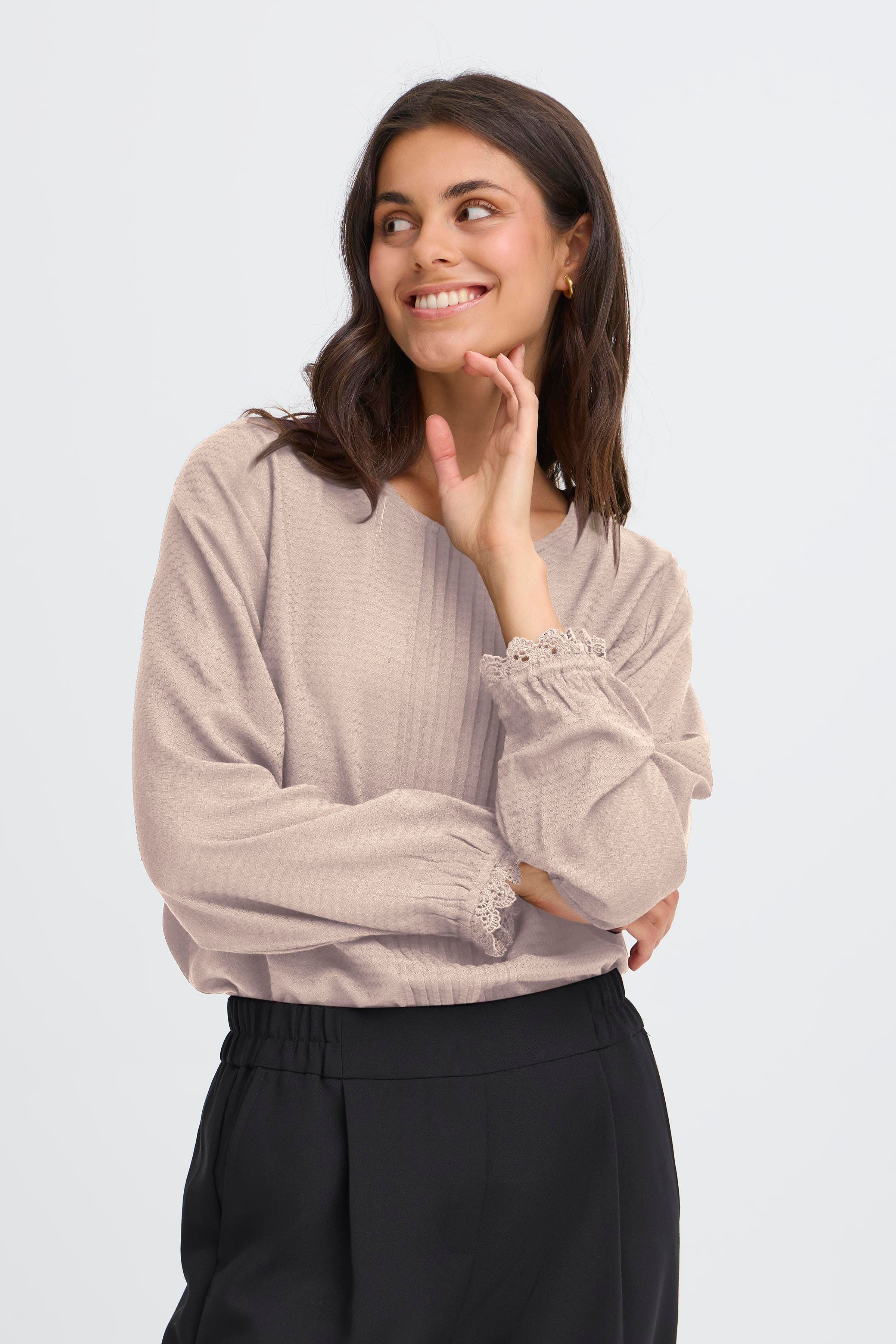 FRHIDA Blus LOOKBOOK FRONT 20617375-171210