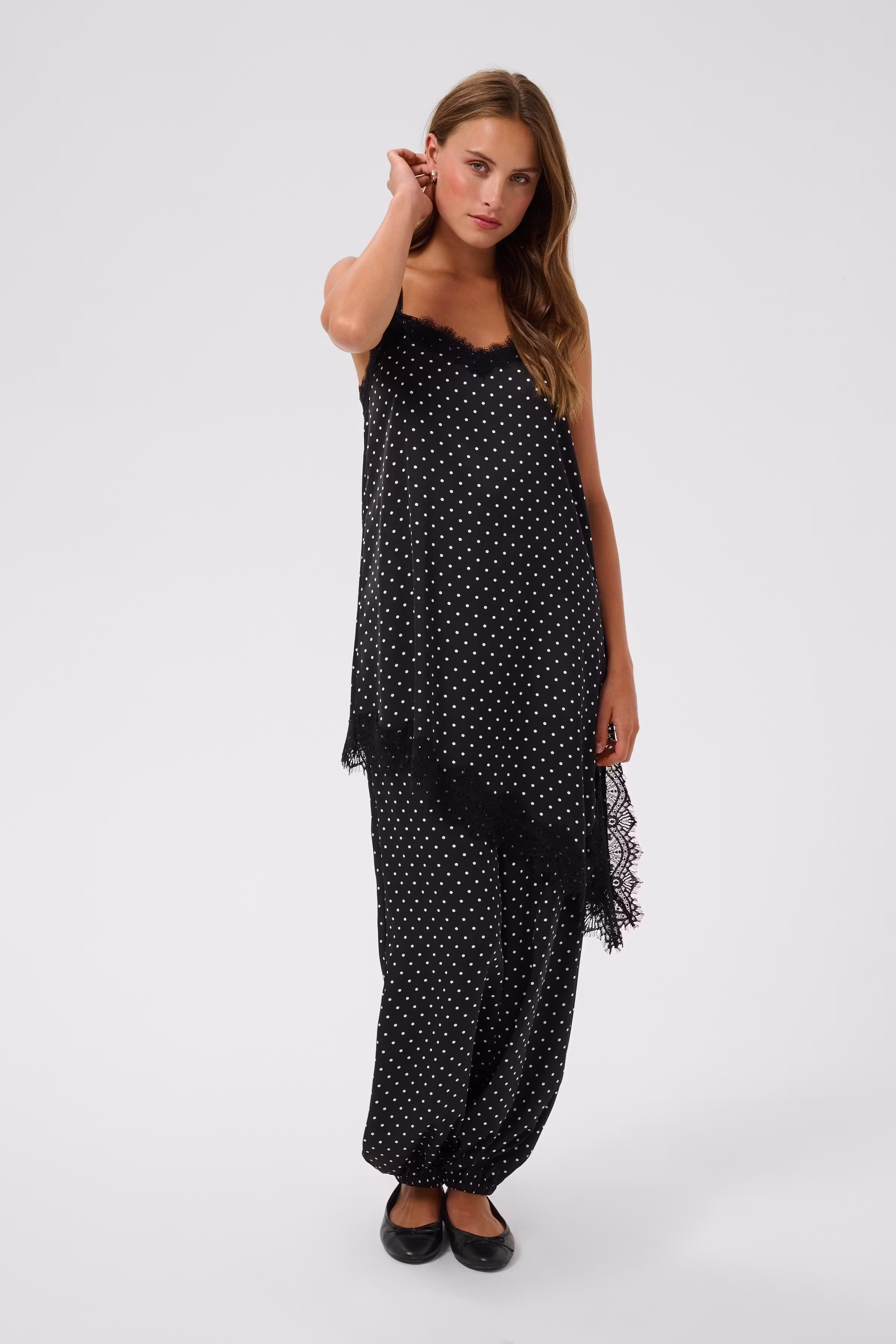 KAmissy Broek LOOKBOOK FRONT 10512136-109793