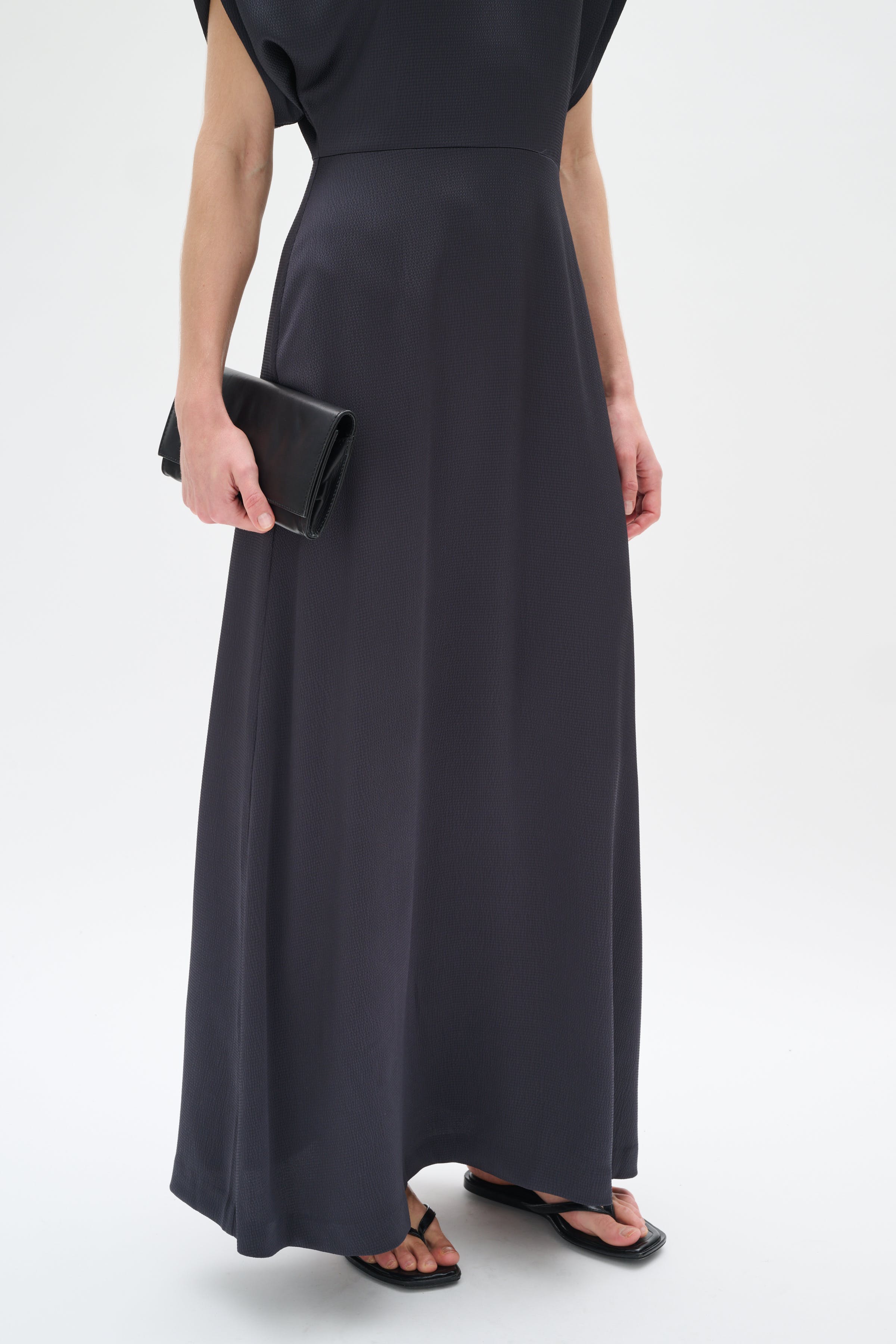 DakariIW Kjole LOOKBOOK FRONT 30110837-193908