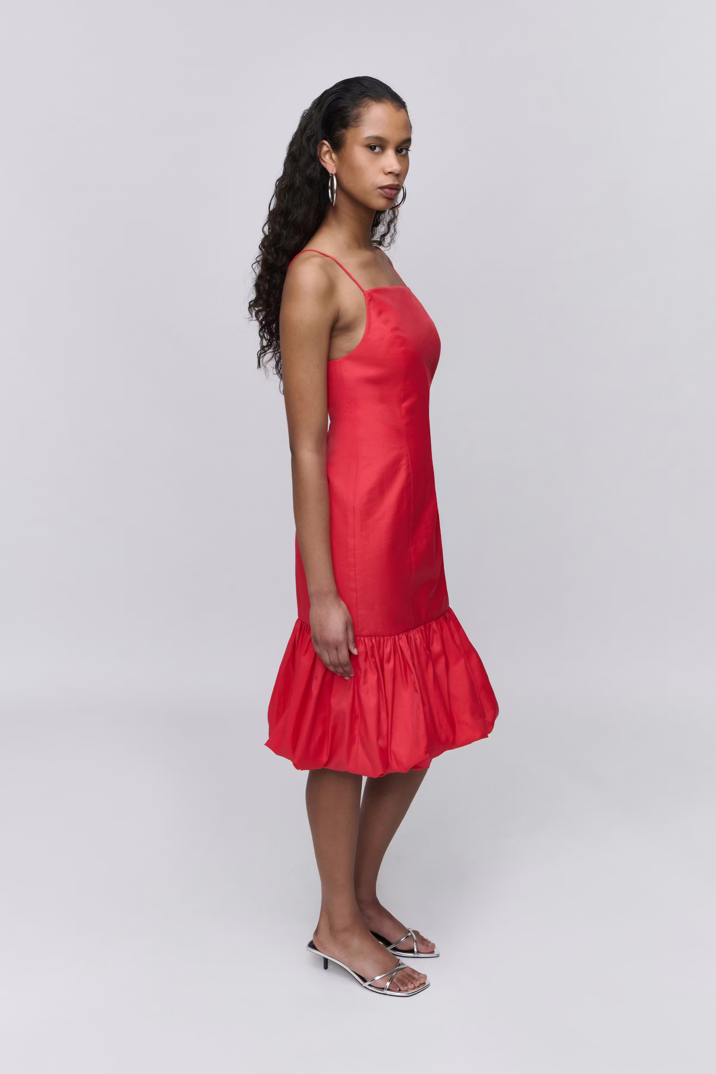 IONAVIDA Kjole LOOKBOOK FRONT 30600670-RE408