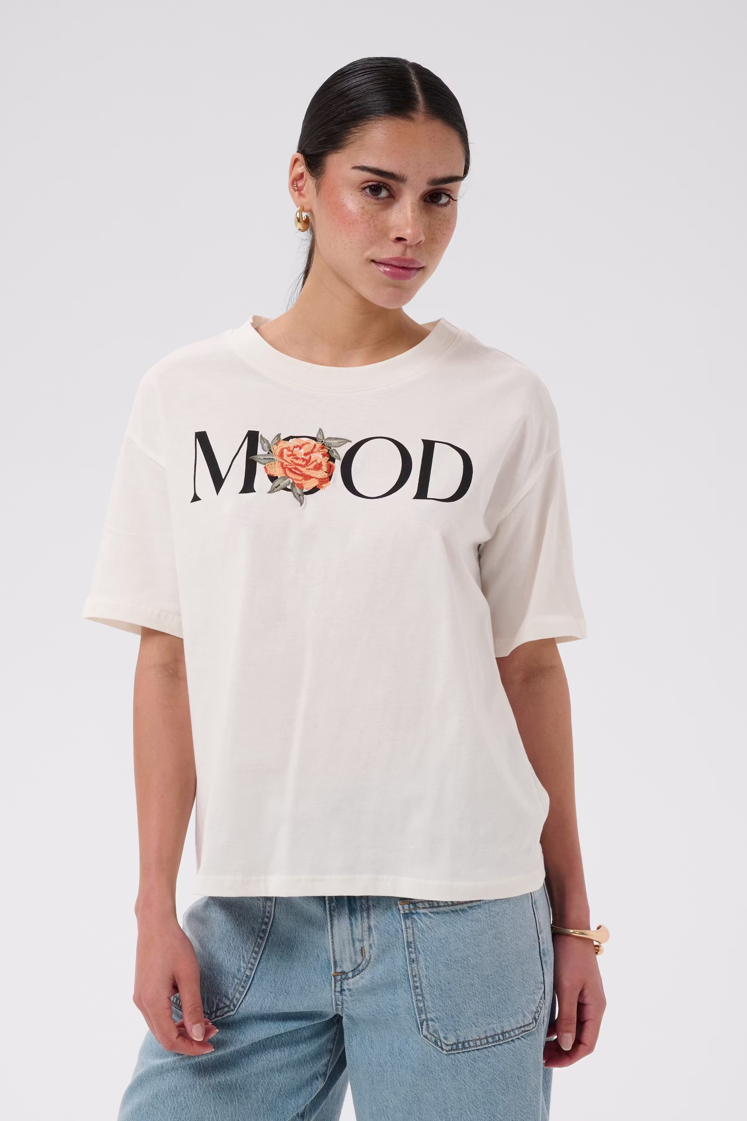 KAalba T-shirt LOOKBOOK FRONT 10511887-110602
