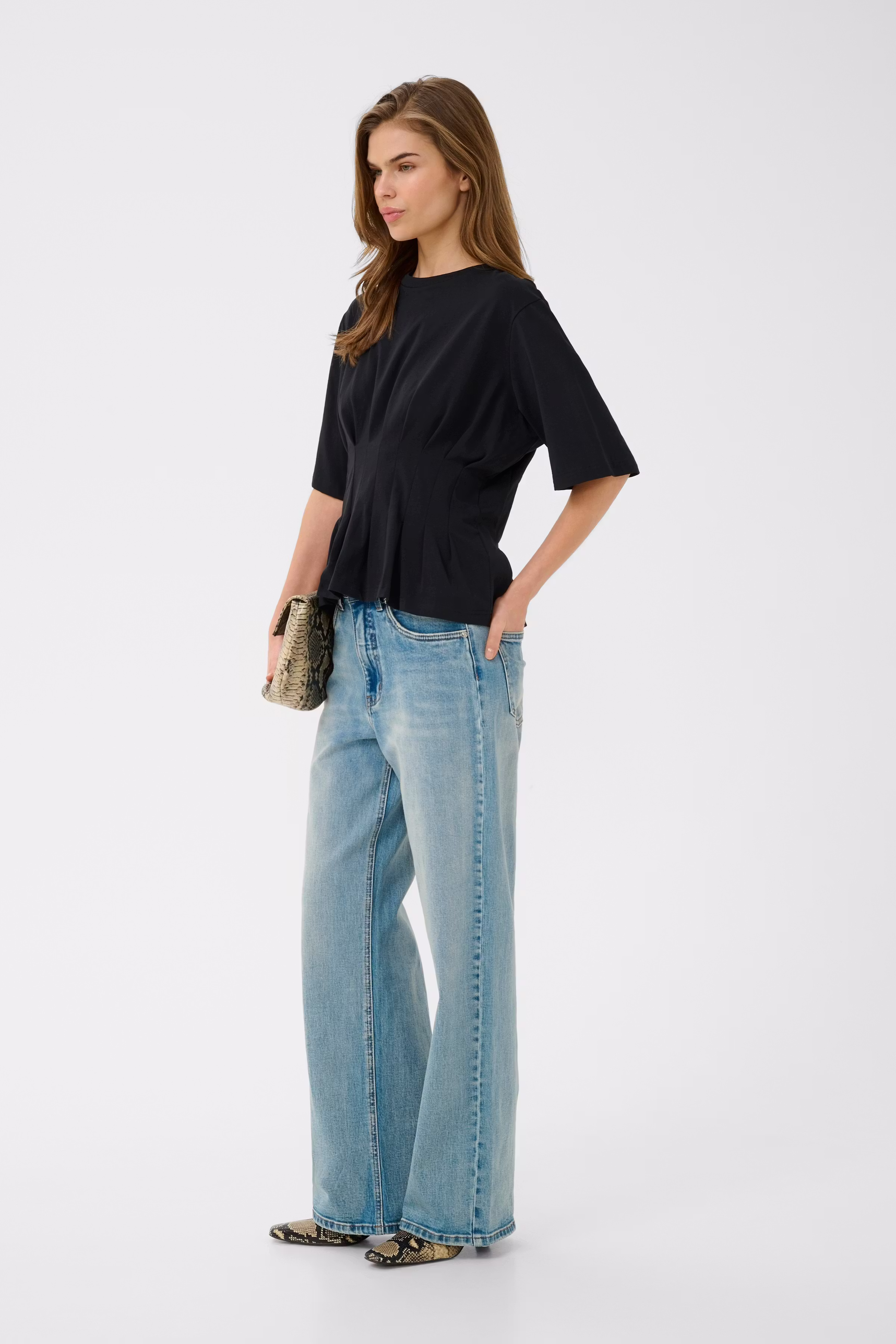 GZinez T-shirt LOOKBOOK FRONT 10910147-100017