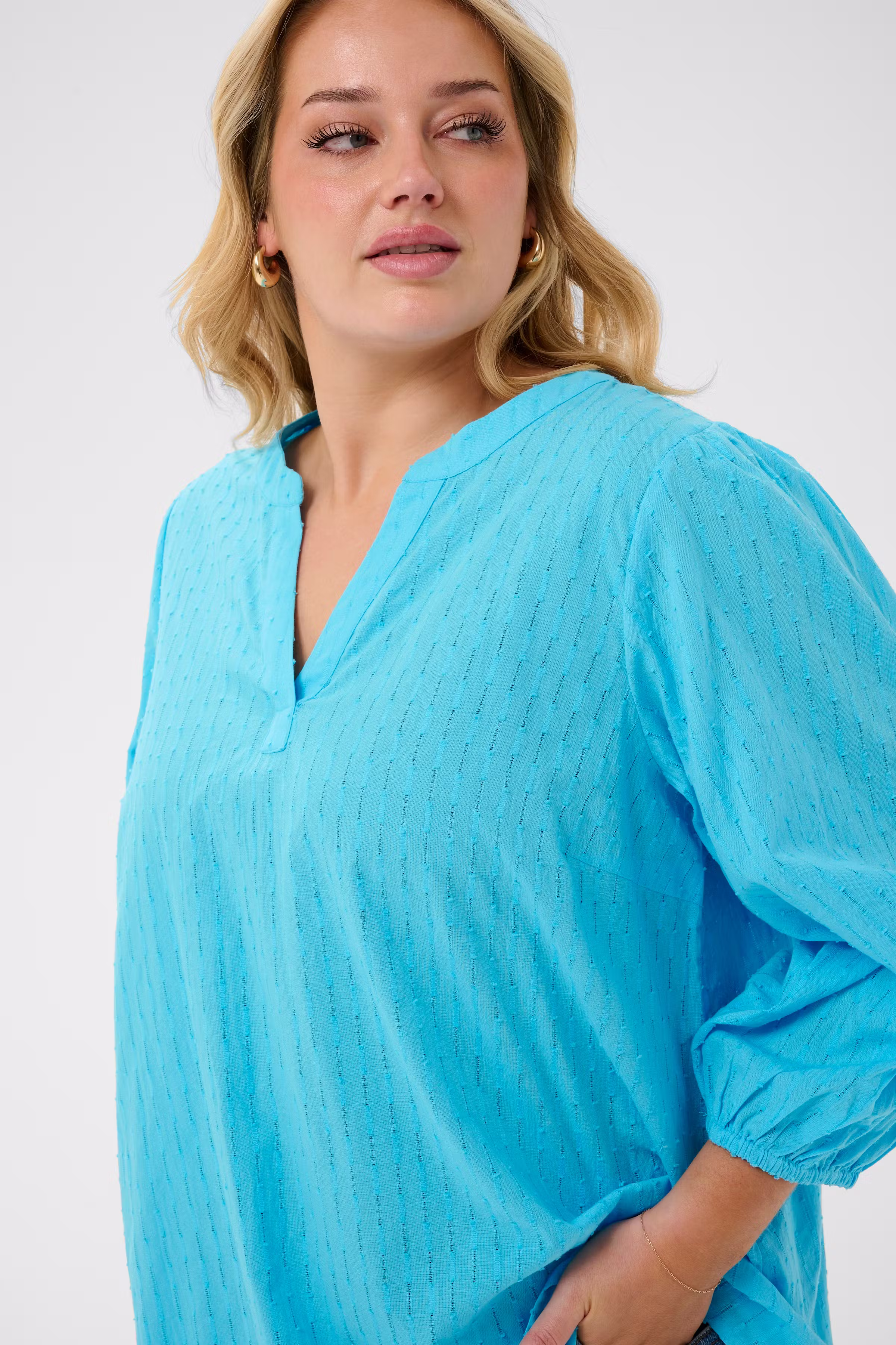 KCthea Bluse LOOKBOOK DETAIL 10584187-164530