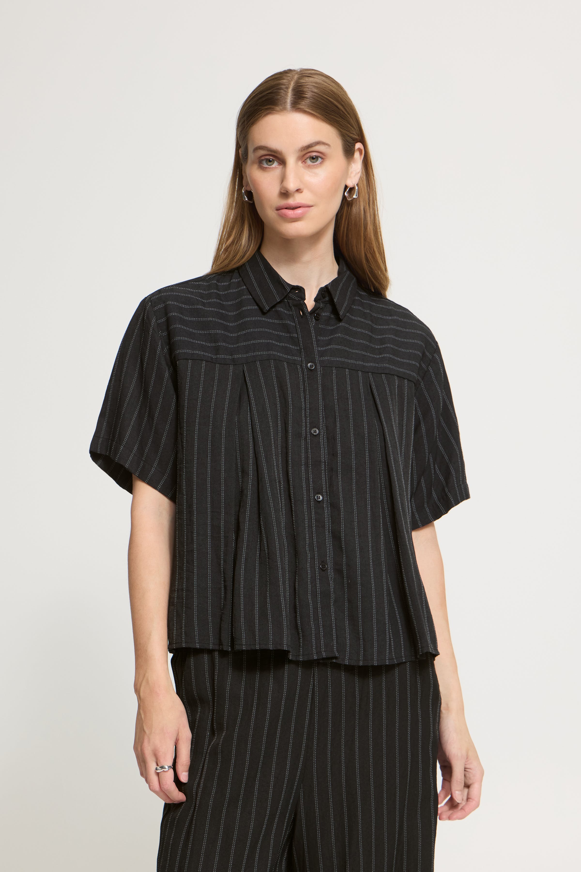 IHFIENNA Skjorta LOOKBOOK FRONT 20126159-900008688