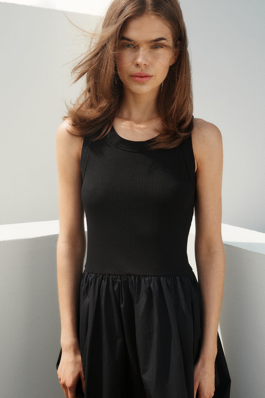 DagnamaIW Dress LOCATION NONE 30107301-194008