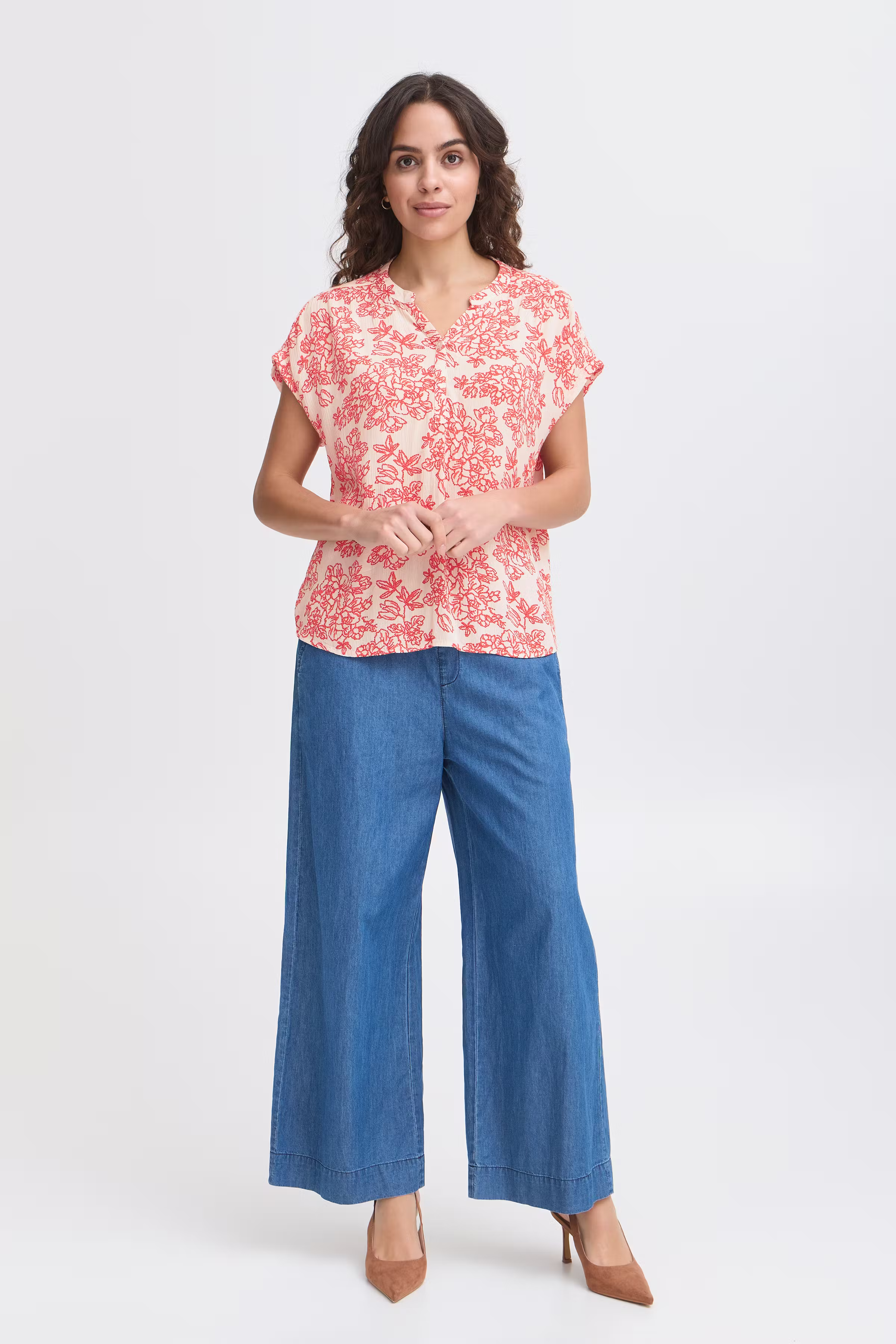 FREASE Bluse LOOKBOOK FRONT 20615597-204724