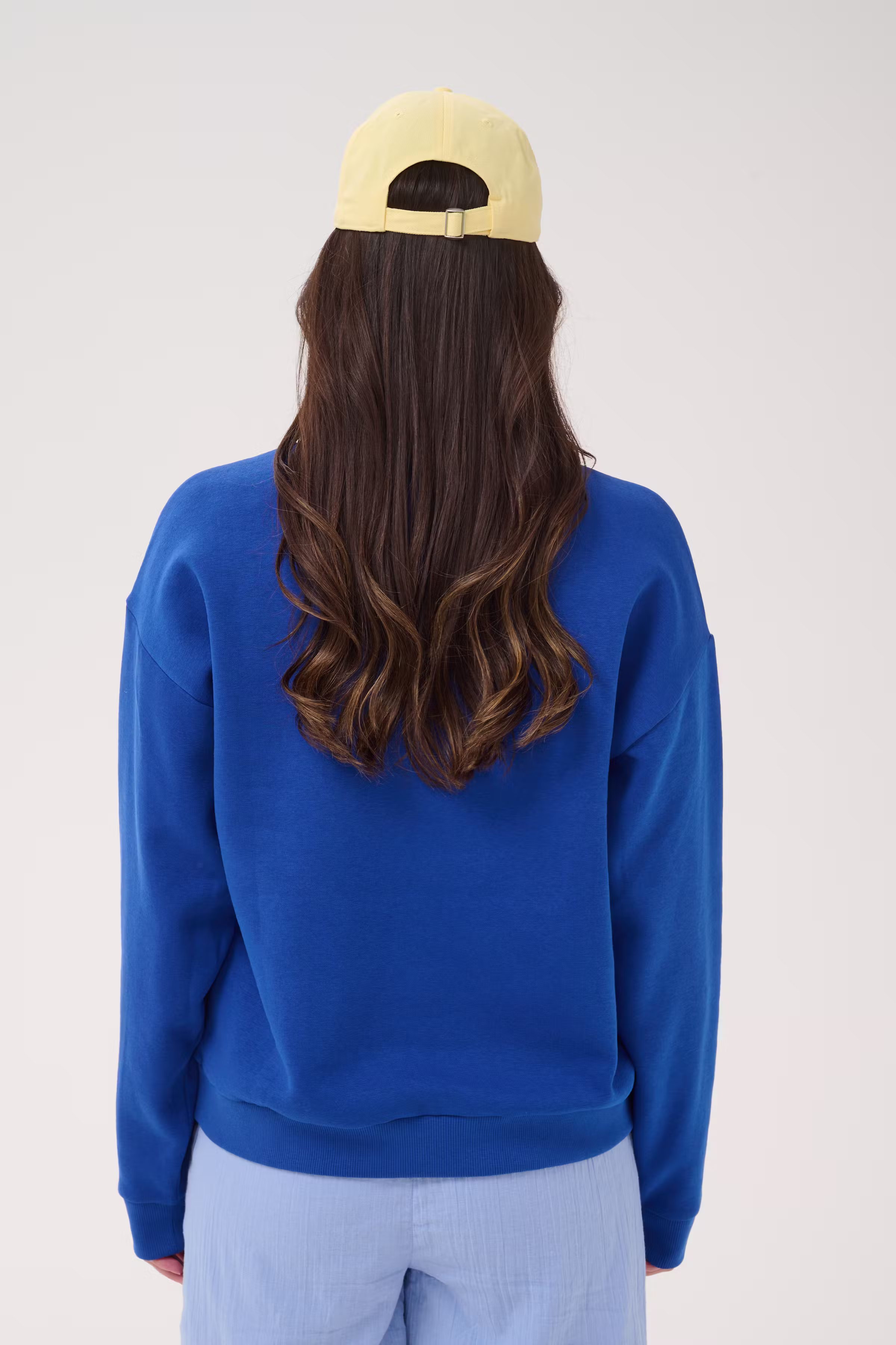 JanettSZ Hat LOOKBOOK FRONT 30514358-120824