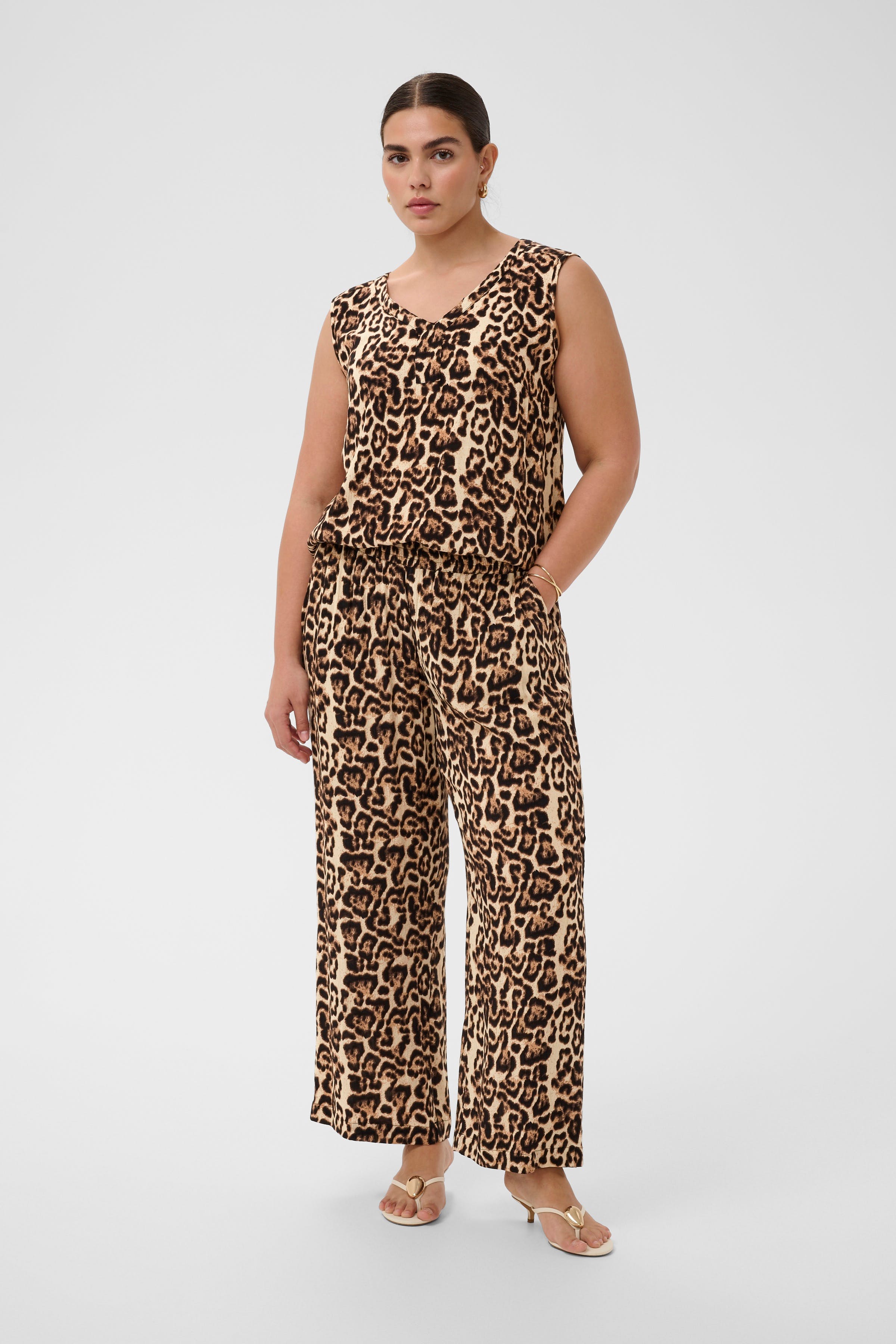 KCdala Byxor LOOKBOOK FRONT 10582225-107281