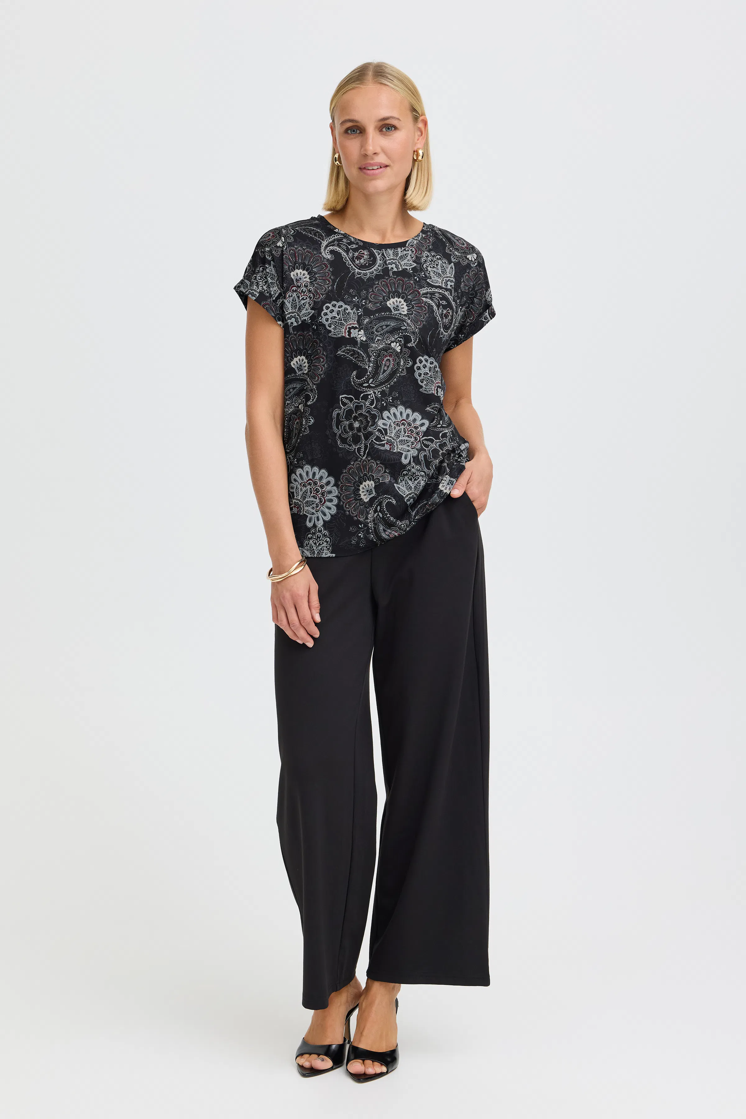 FRSEEN T-shirt LOOKBOOK FRONT 20610634-900018051