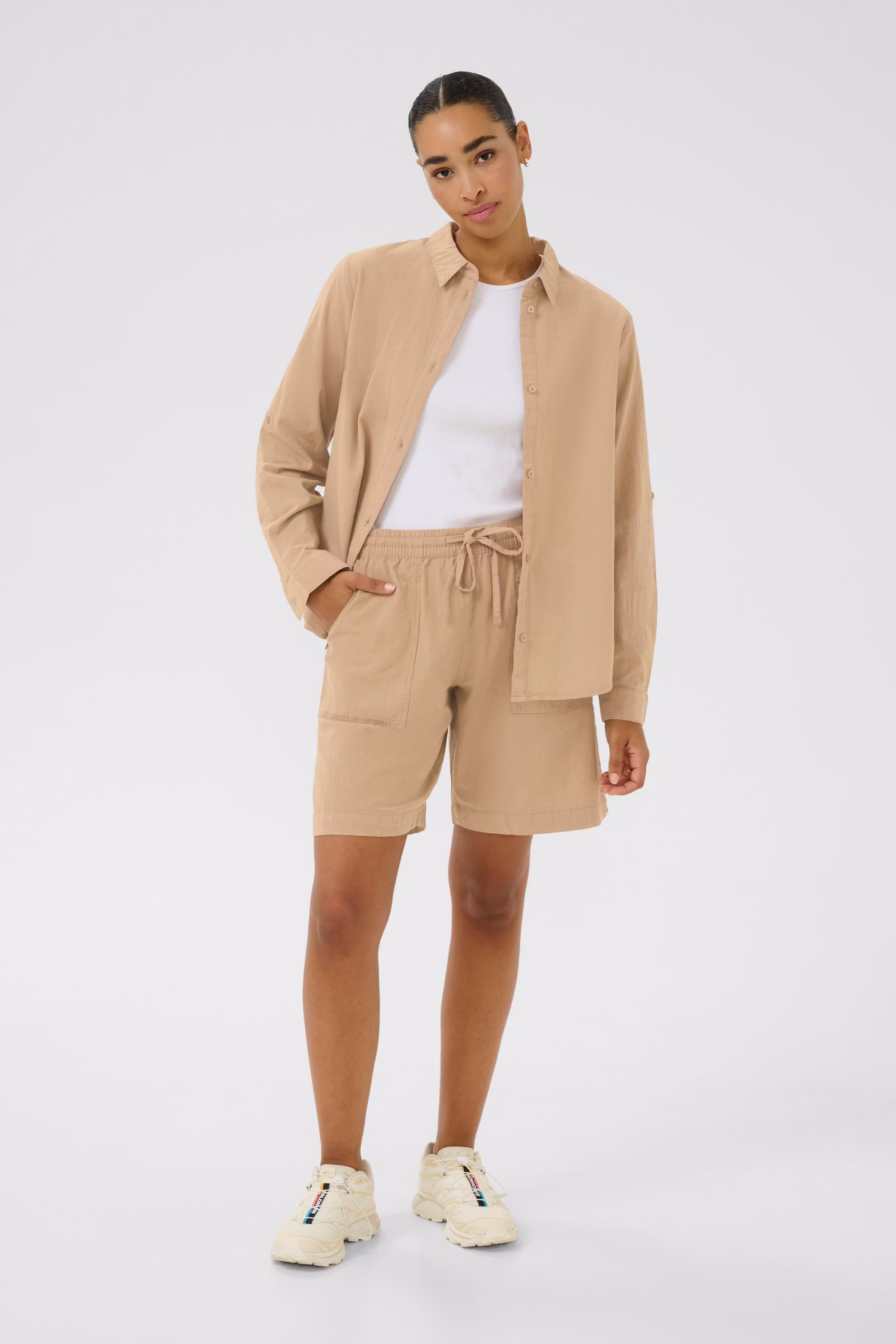 KAnaya Skjorte LOOKBOOK FRONT 10509556-101239