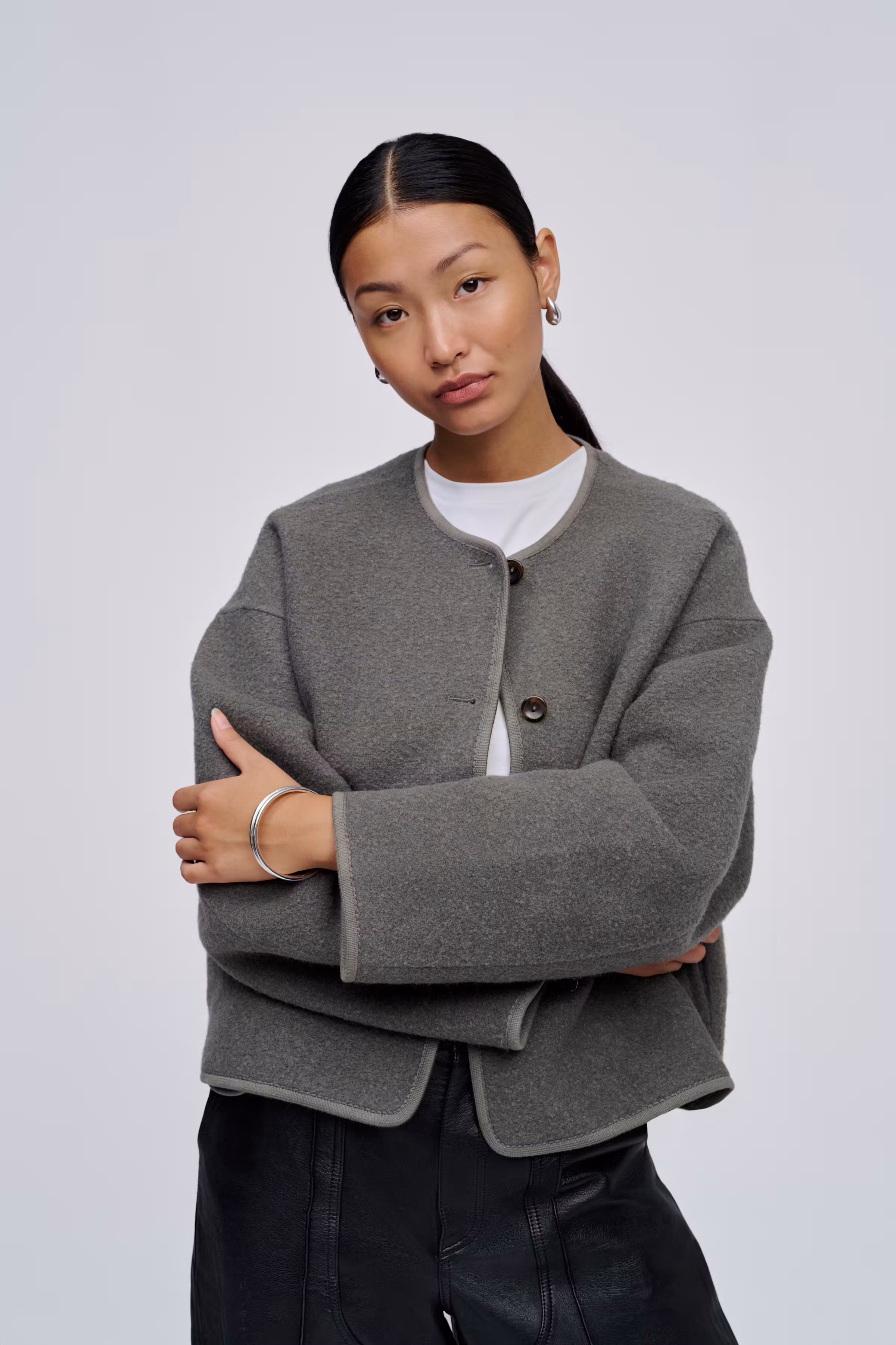 IOJuventa Outerwear LOOKBOOK FRONT 30600104-GY931