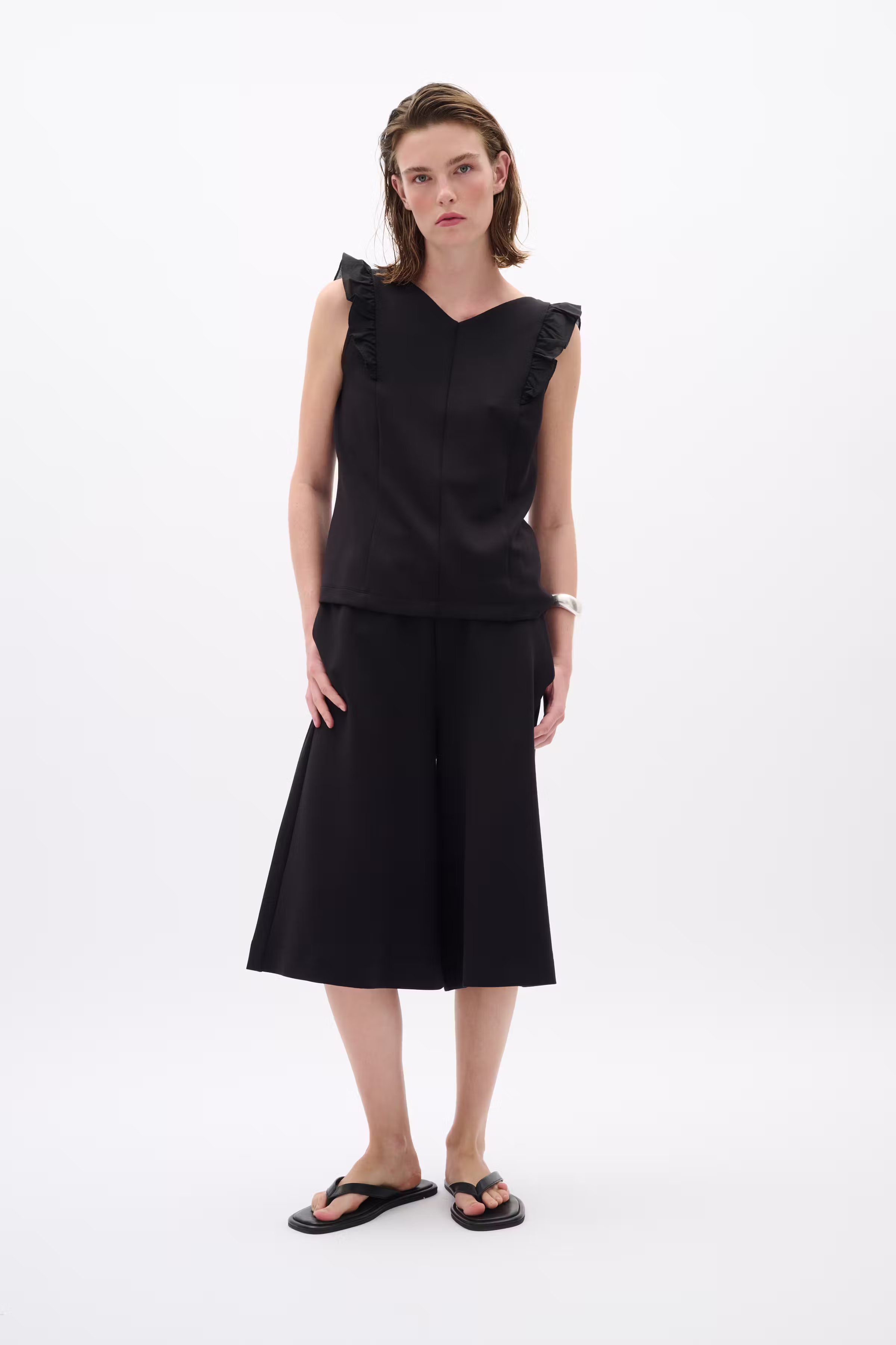PICUEIW Bermuda shorts LOCATION NONE 30112560-194008