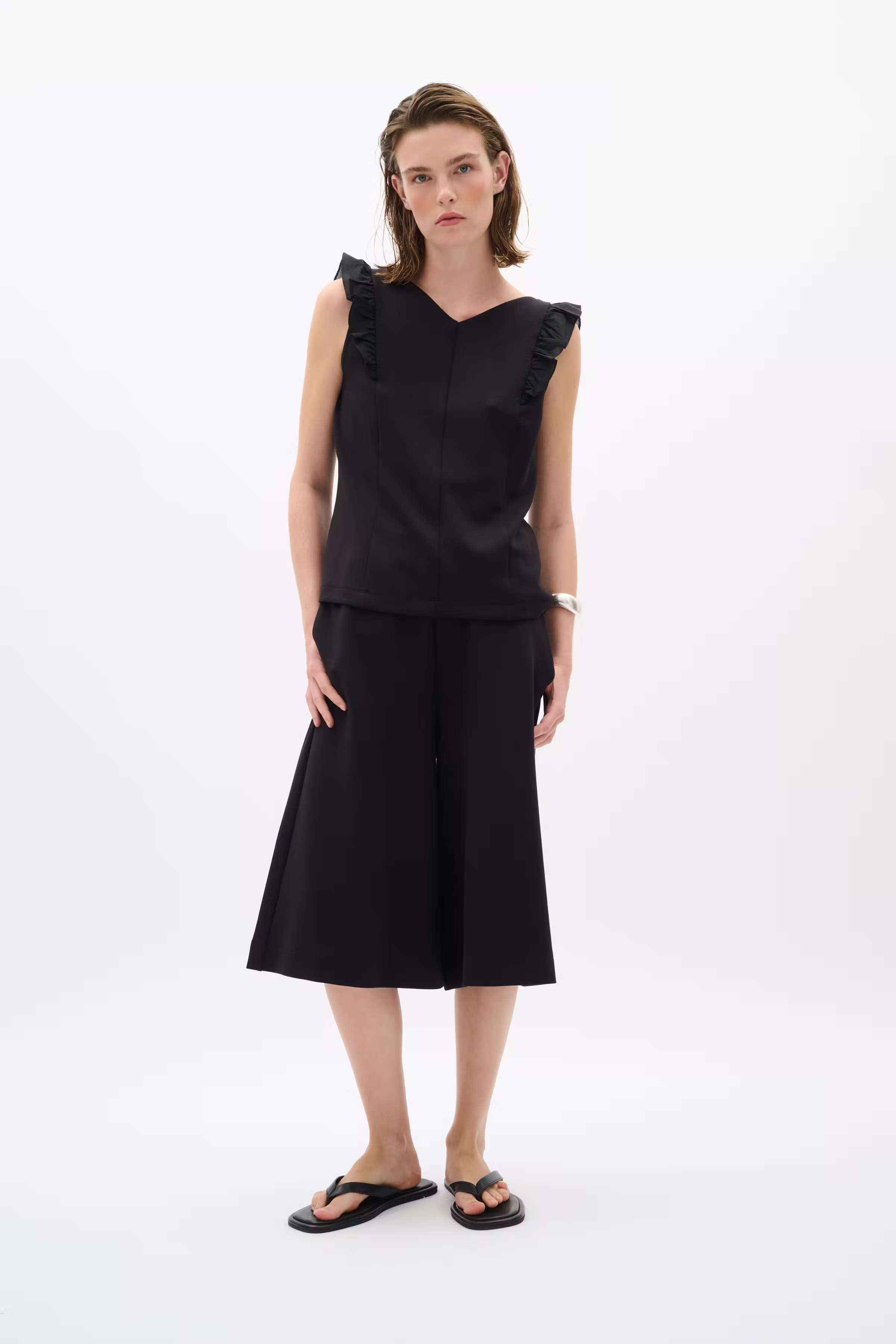 PICUEIW Bermuda LOCATION NONE 30112560-194008