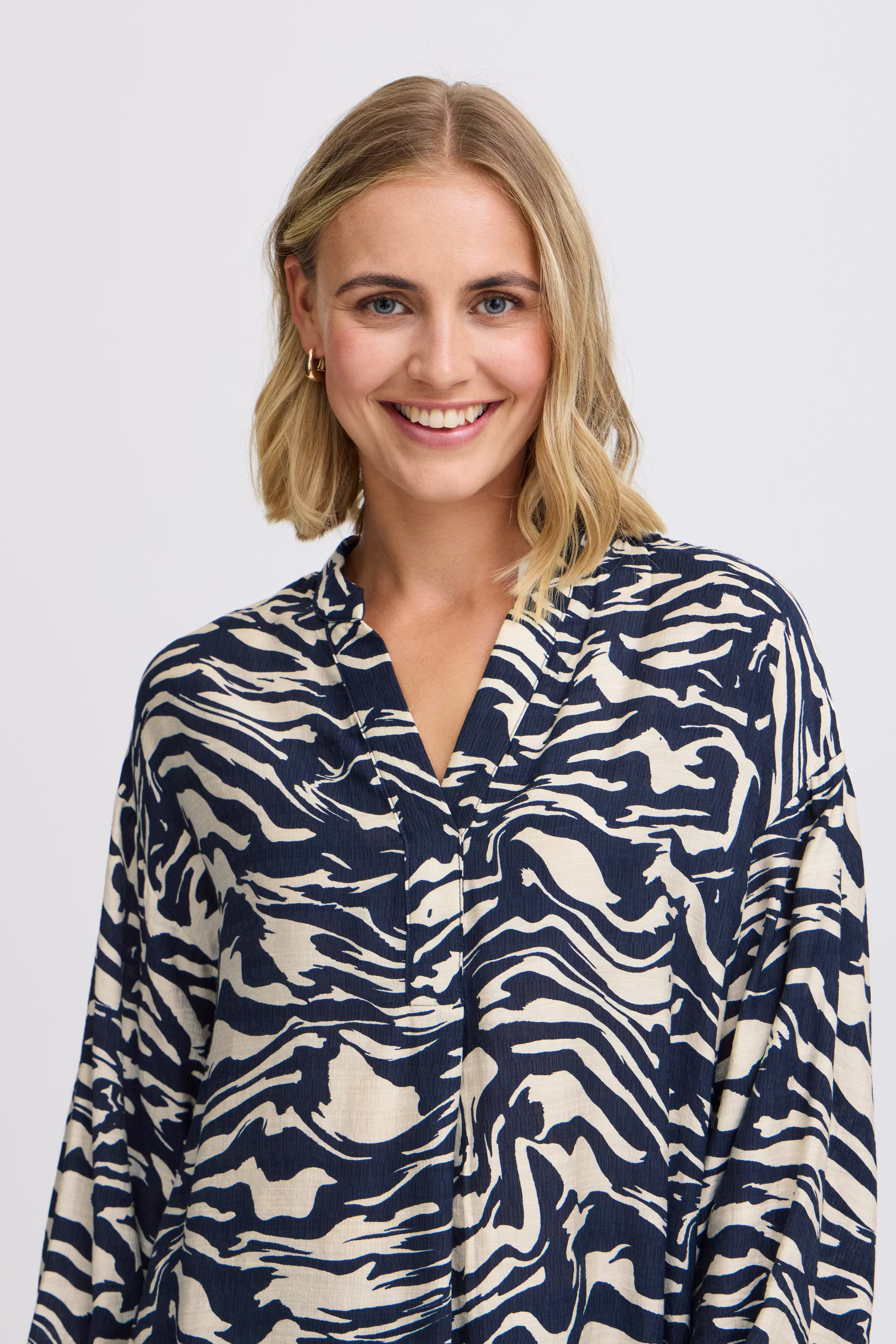 FRARIANA Tunika LOOKBOOK DETAIL 20614632-203623