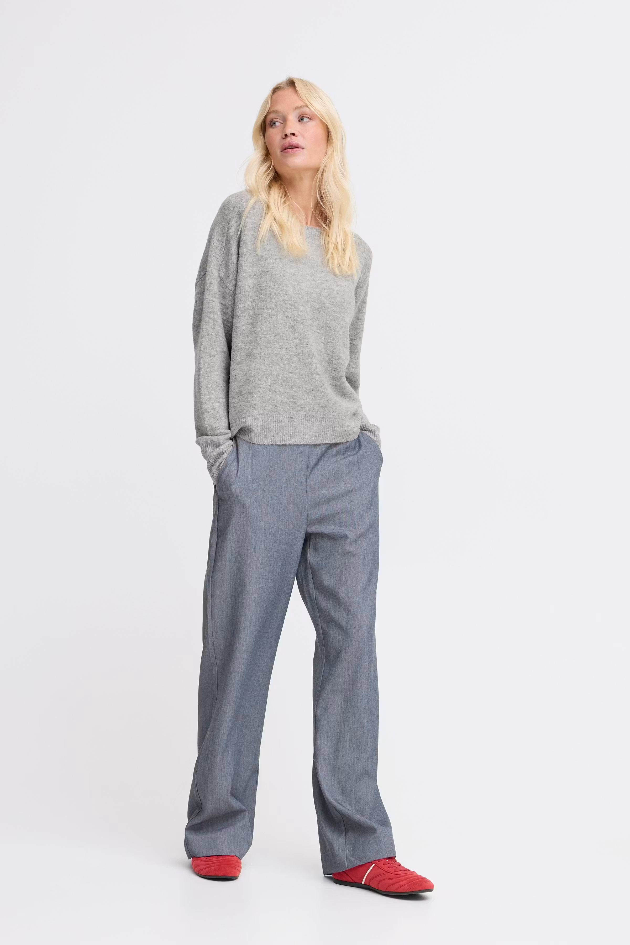 BYMONNA Pullover LOOKBOOK FRONT 20817120-200455