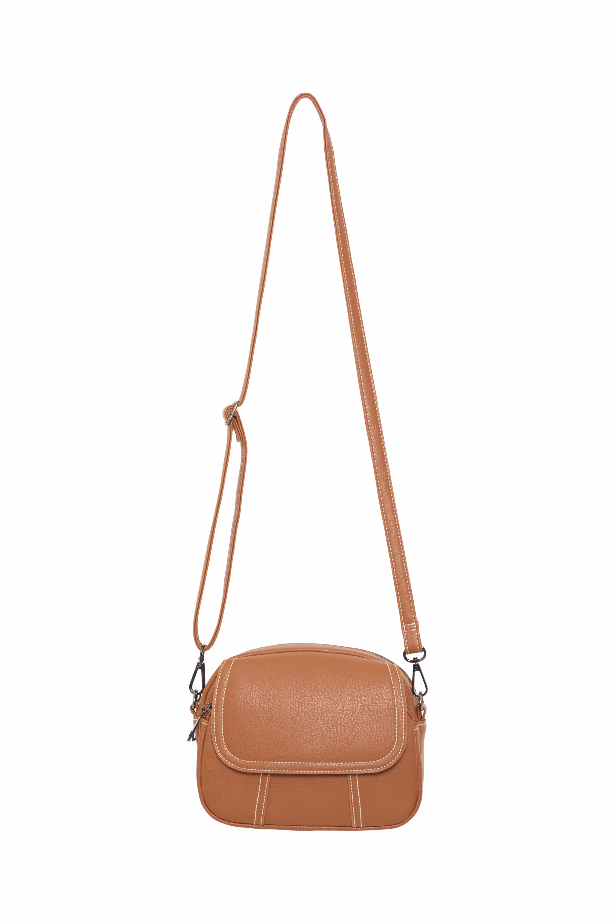 IAKALA Pose PACK FRONT 20122756-181421